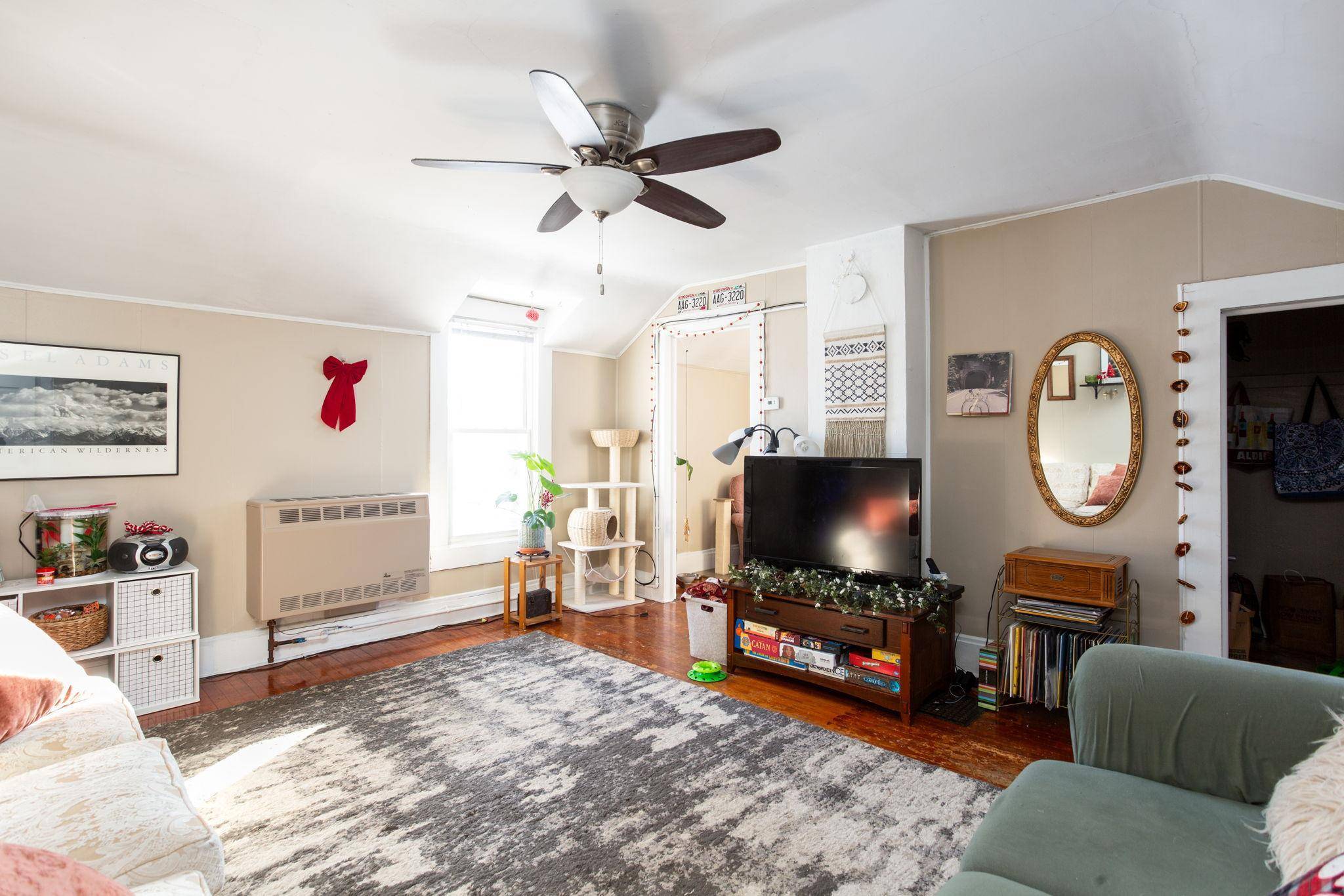 Eau Claire, WI 54703,512 Franklin ST