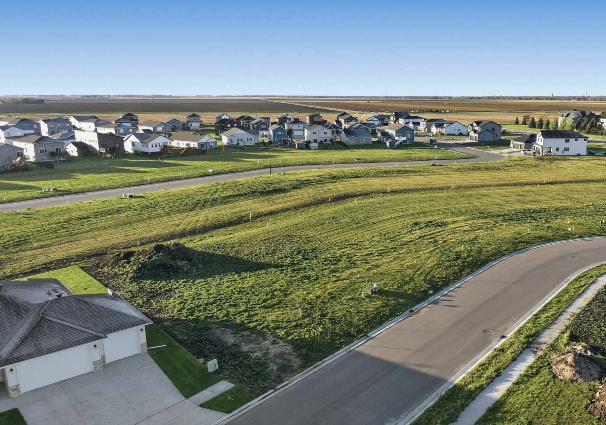 Moorhead, MN 56560,325 48th AVE S