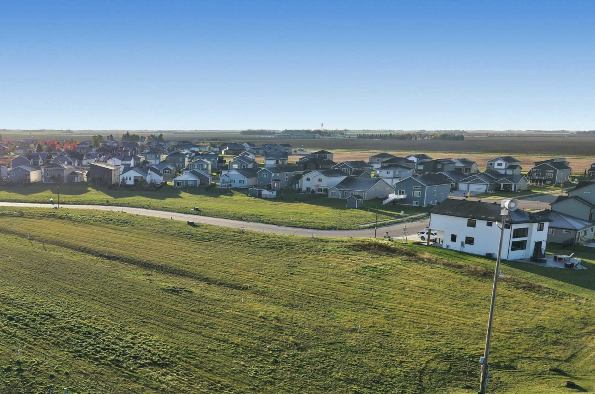 Moorhead, MN 56560,4837 4th ST S