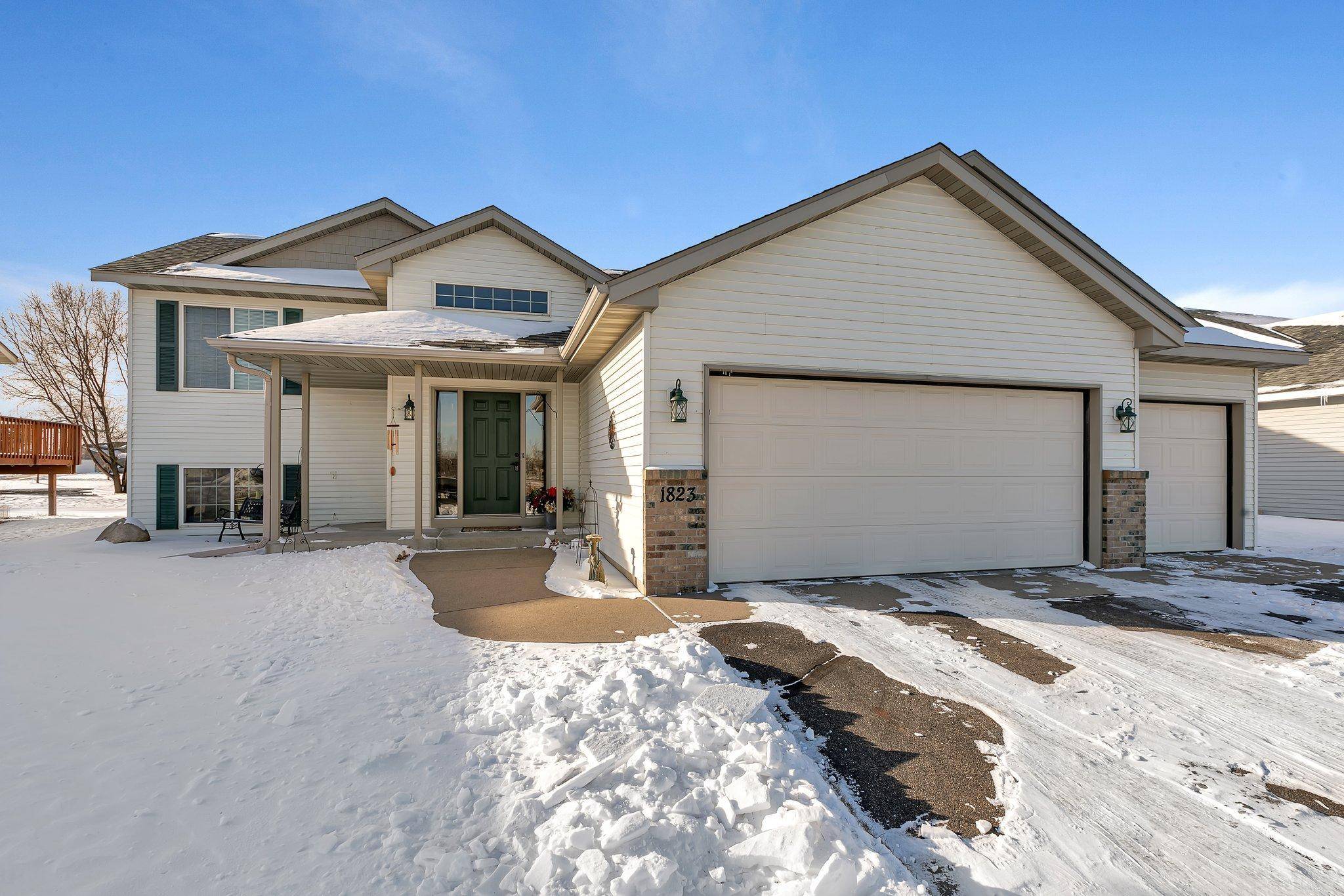 Saint Cloud, MN 56303,1823 W Oakes DR