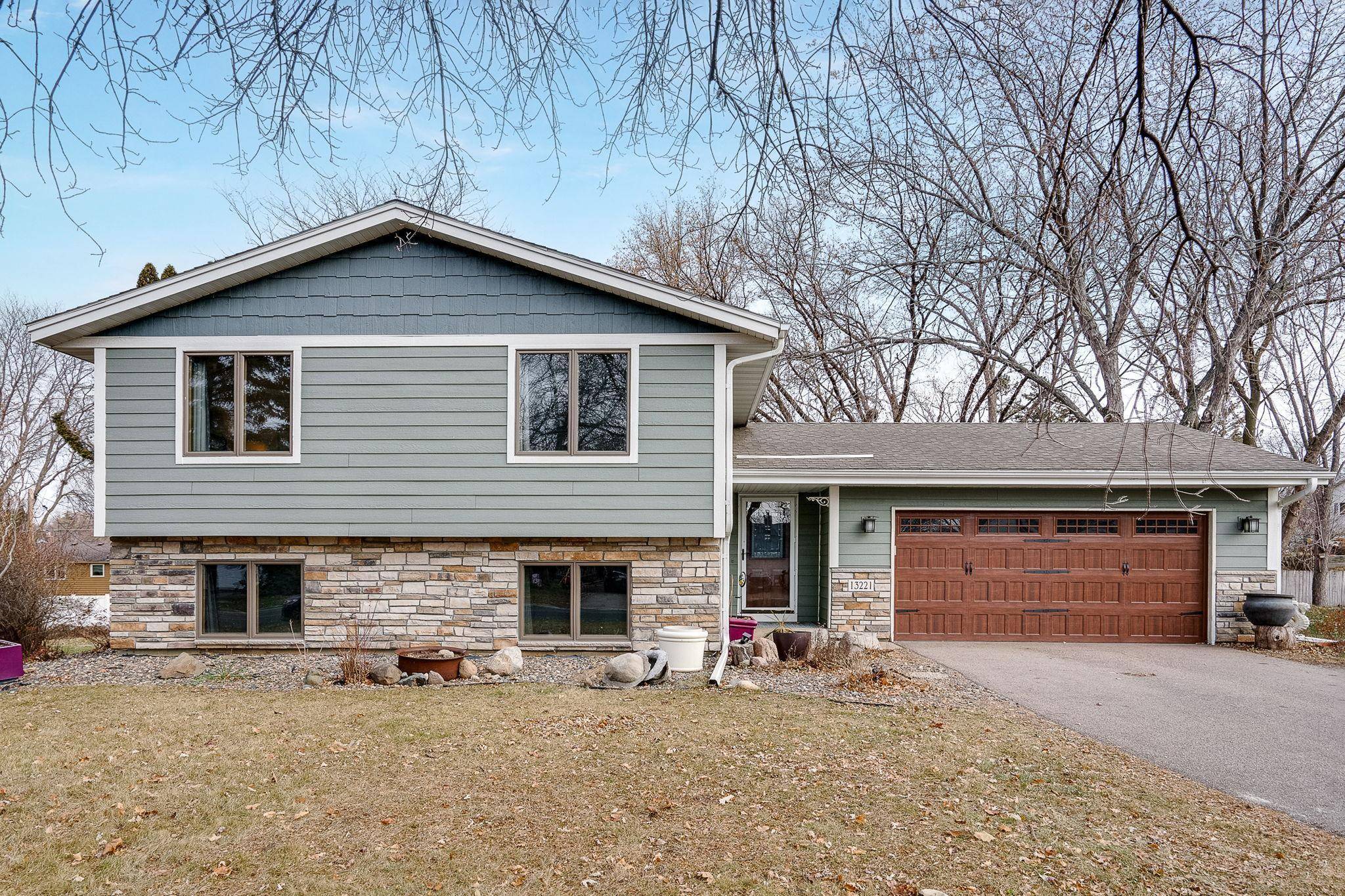 Burnsville, MN 55337,13221 James AVE S