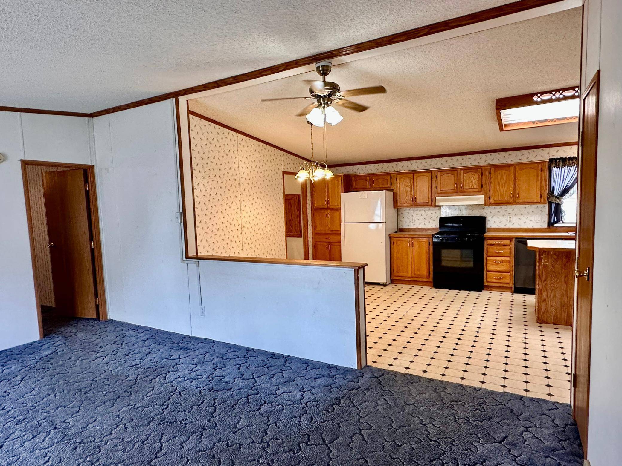 Grove City, MN 56243,113 4th ST S