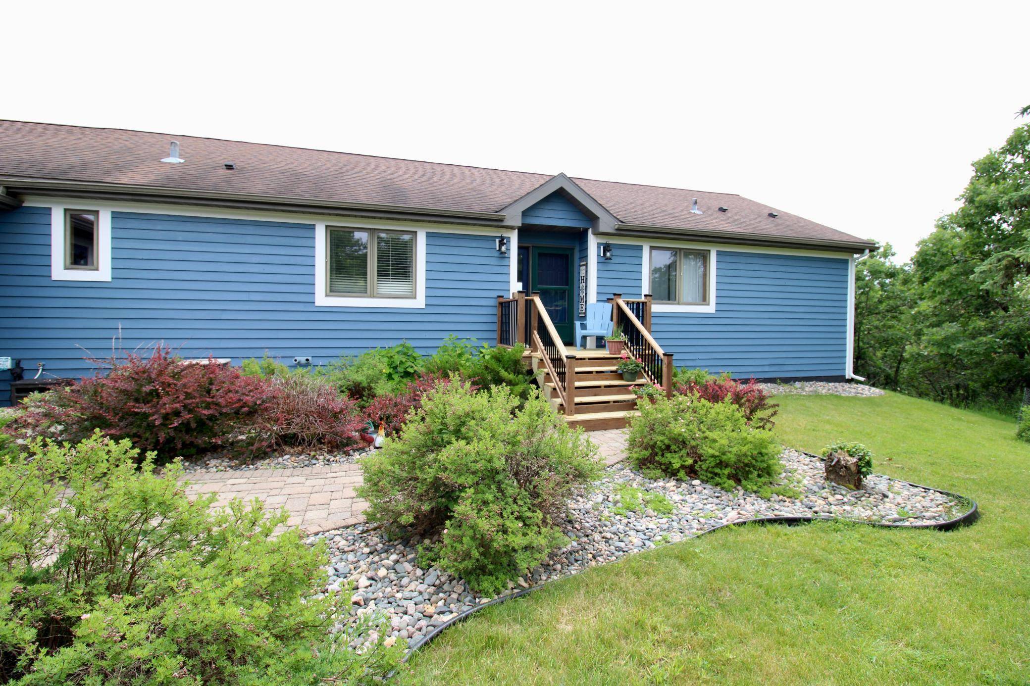 International Falls, MN 56649,1892 Highway 11 E