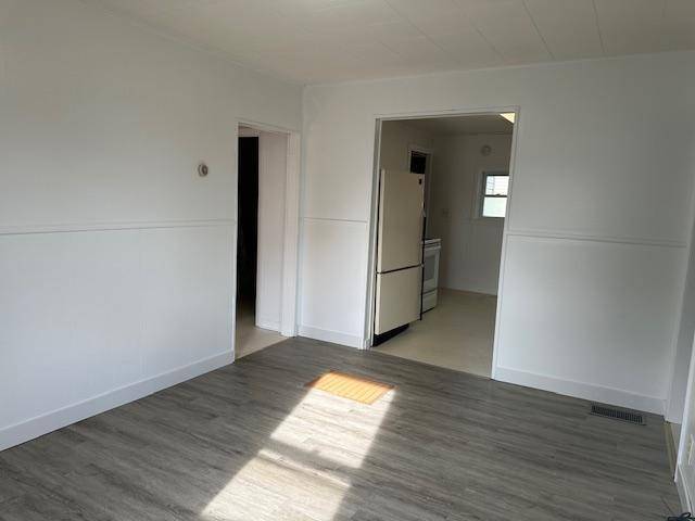Windom, MN 56101,1436 12th AVE