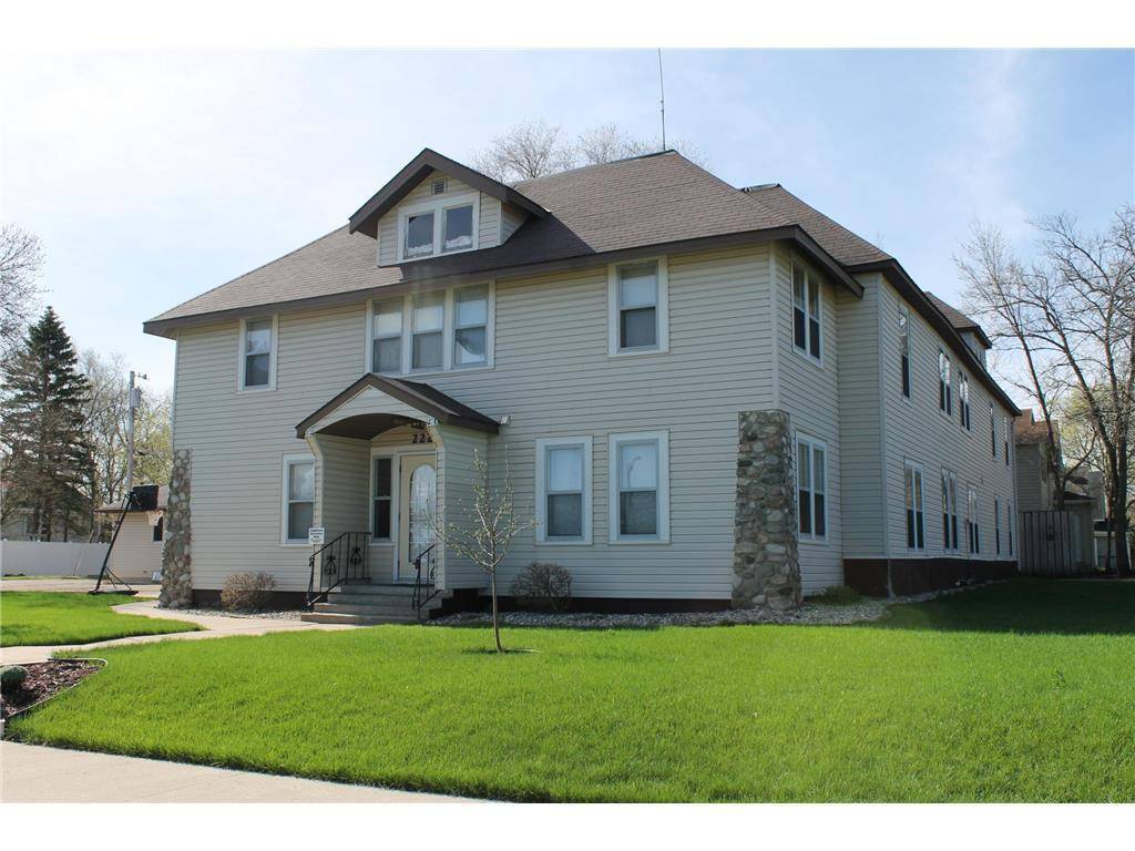 Alexandria, MN 56308,222 9th AVE W