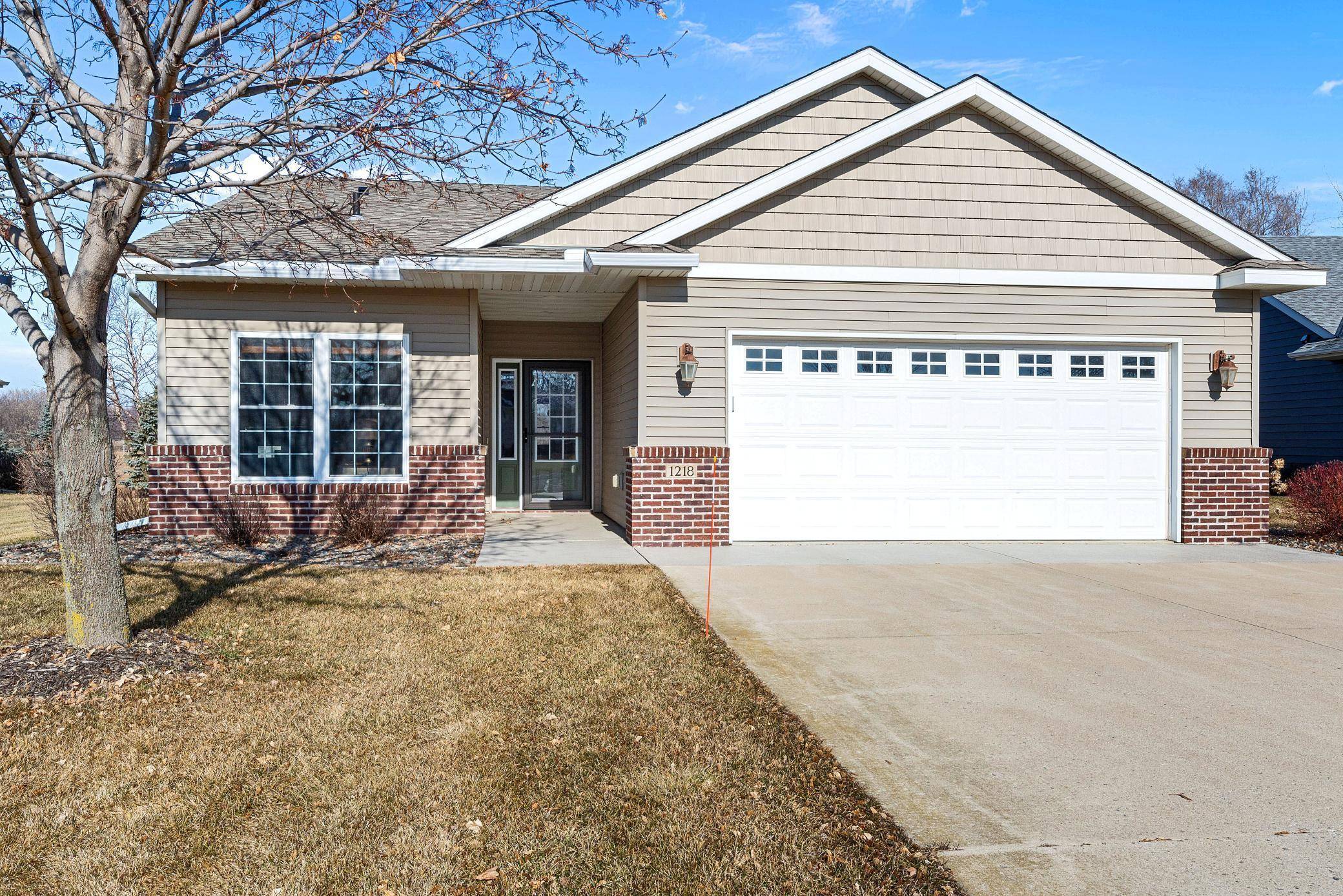 Annandale, MN 55302,1218 Cypress DR W