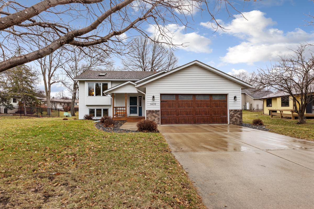 Faribault, MN 55021,1405 Westwood DR SW