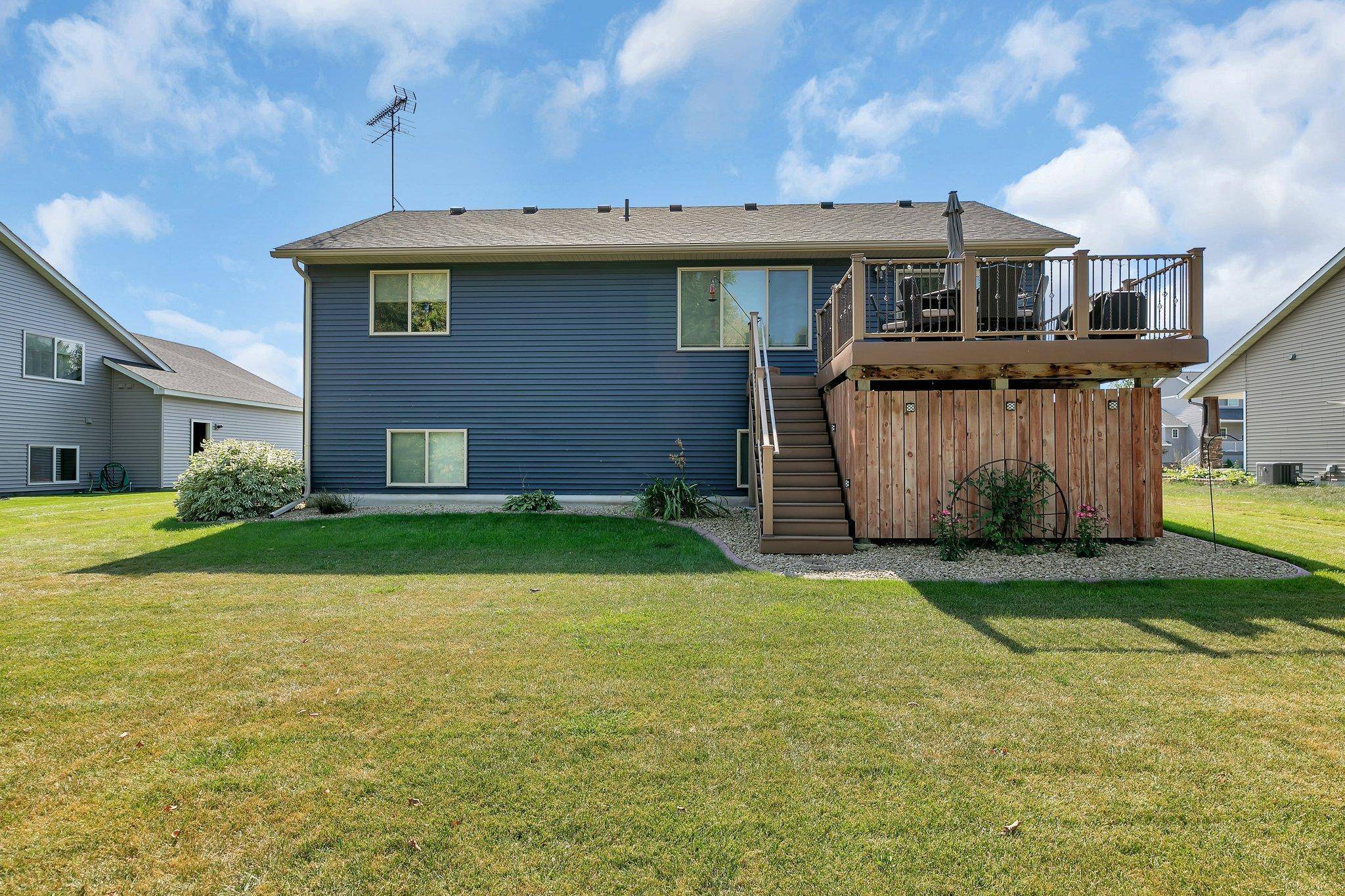 Sartell, MN 56377,2147 6th ST N