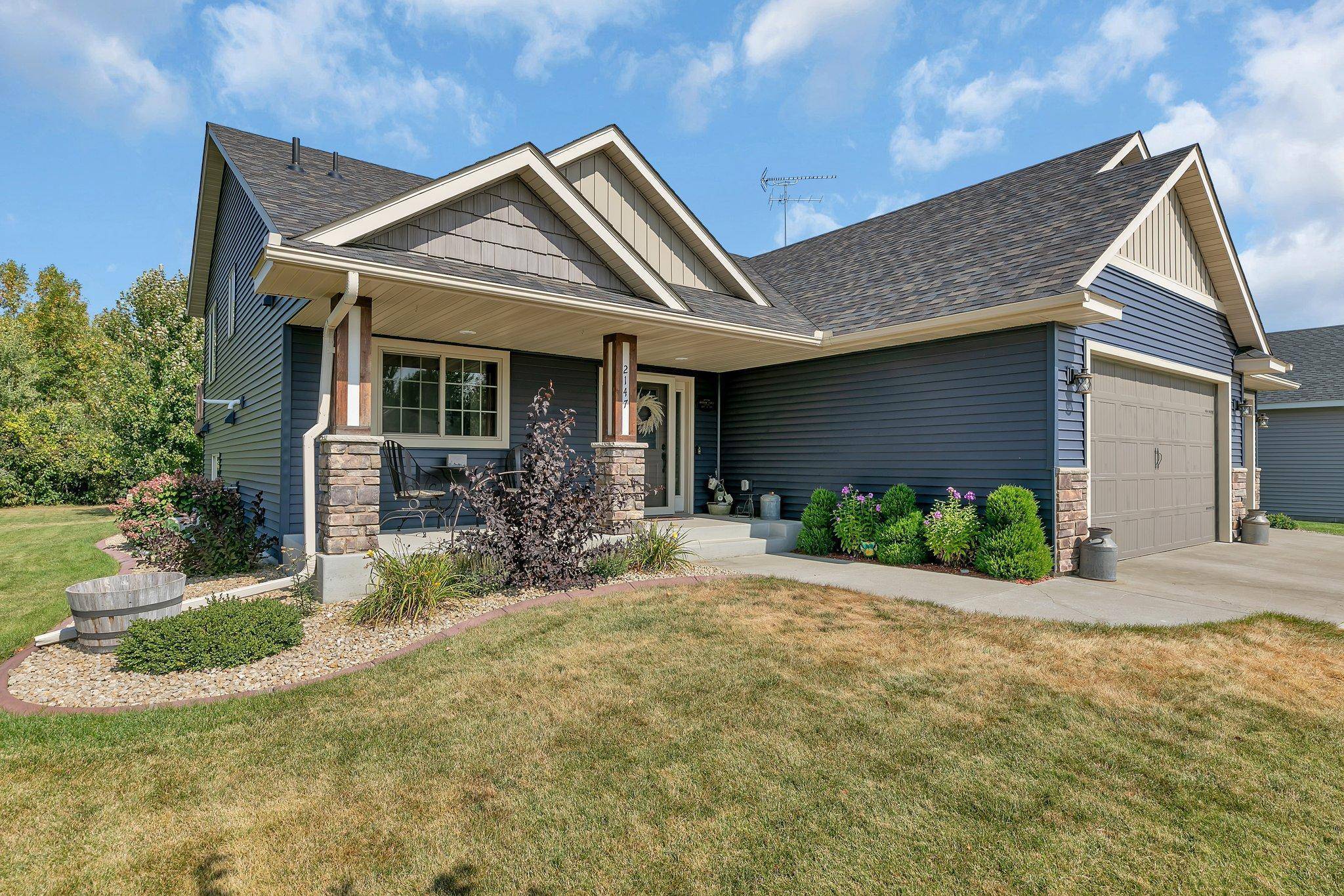 Sartell, MN 56377,2147 6th ST N