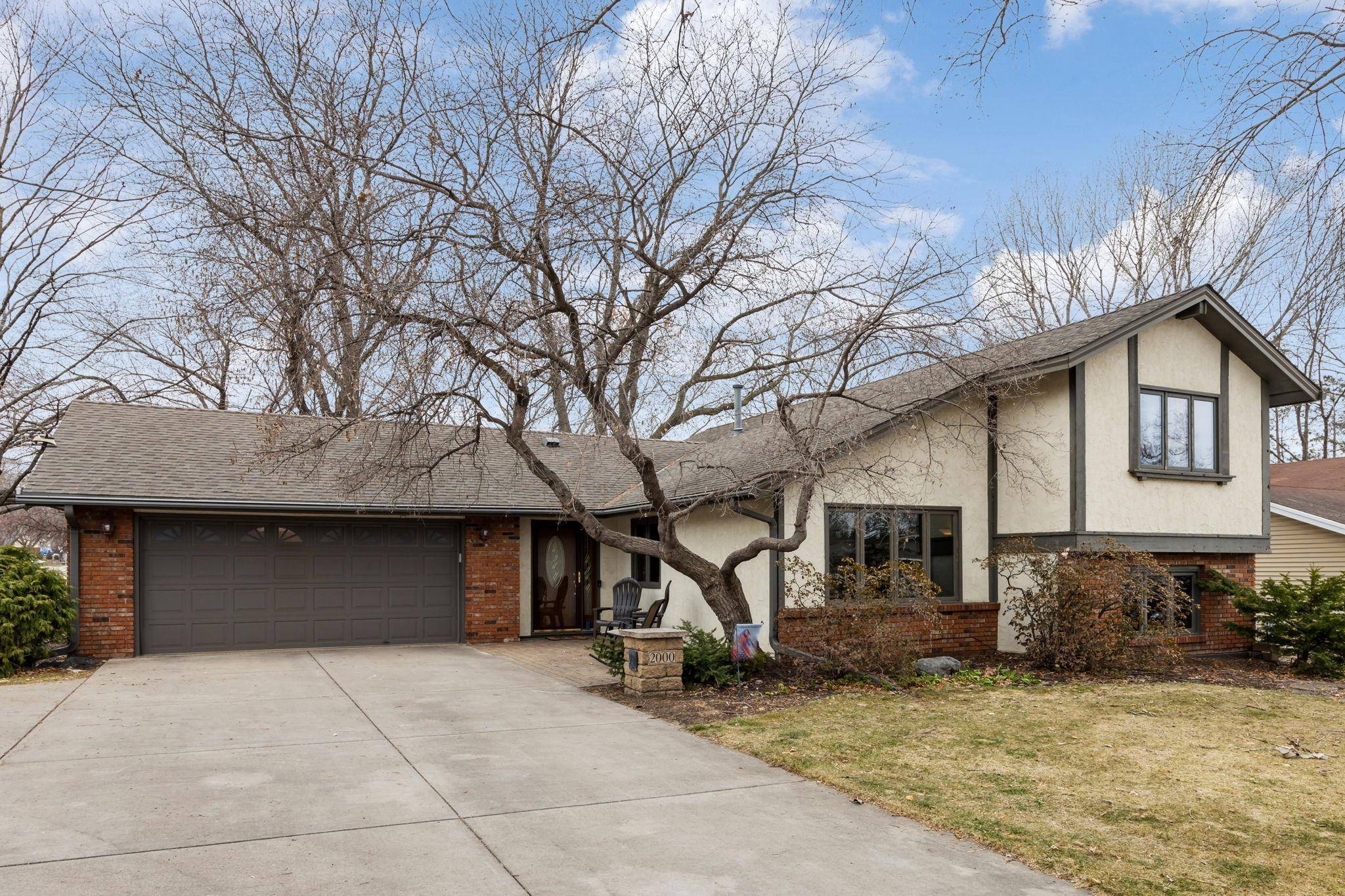 New Brighton, MN 55112,2000 29th AVE NW