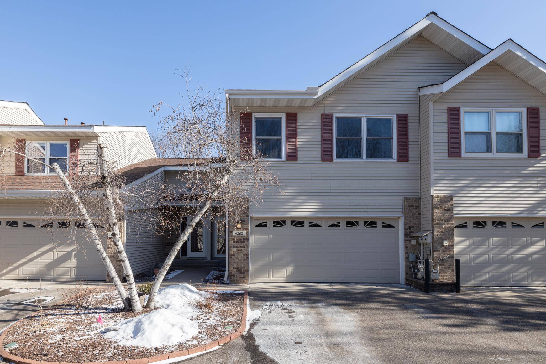 Eagan, MN 55122,4282 Boulder Ridge PT