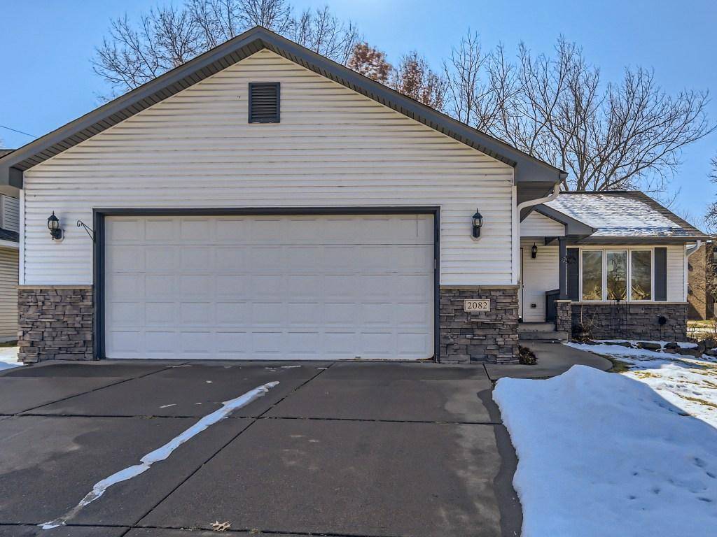 North Saint Paul, MN 55109,2082 Cowern PL E