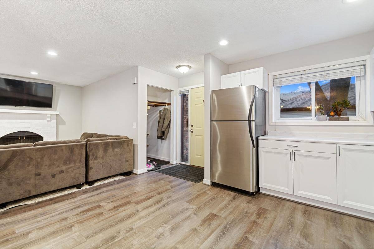 Saint Louis Park, MN 55426,320 Ford RD #7