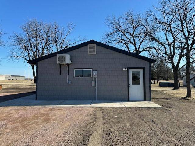 Bingham Lake, MN 56118,360 7th ST