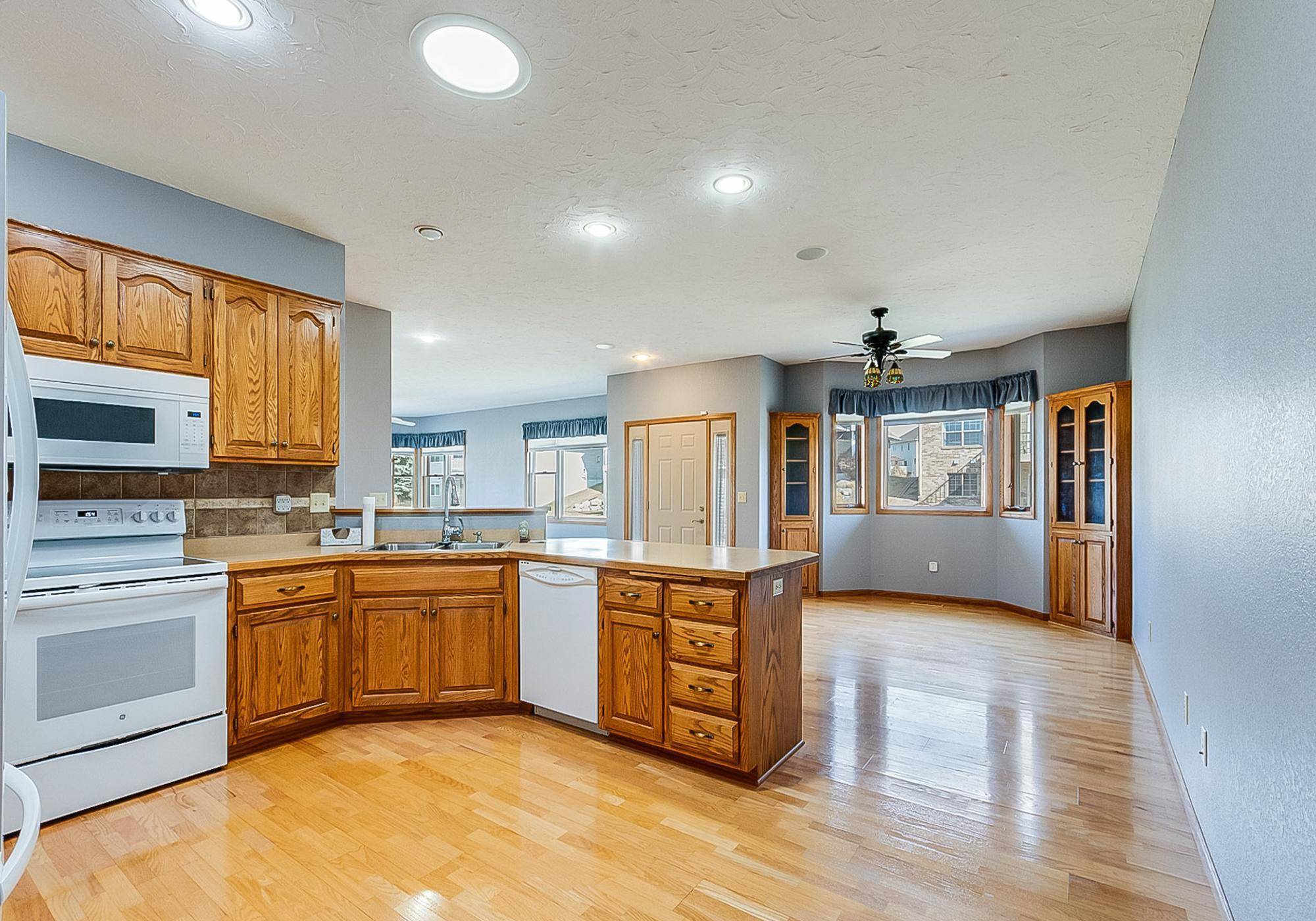 New Prague, MN 56071,1205 5th ST SE