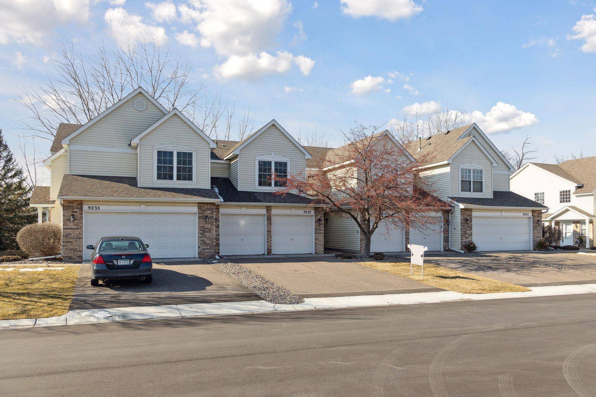 Maple Grove, MN 55311,9237 Merrimac LN N