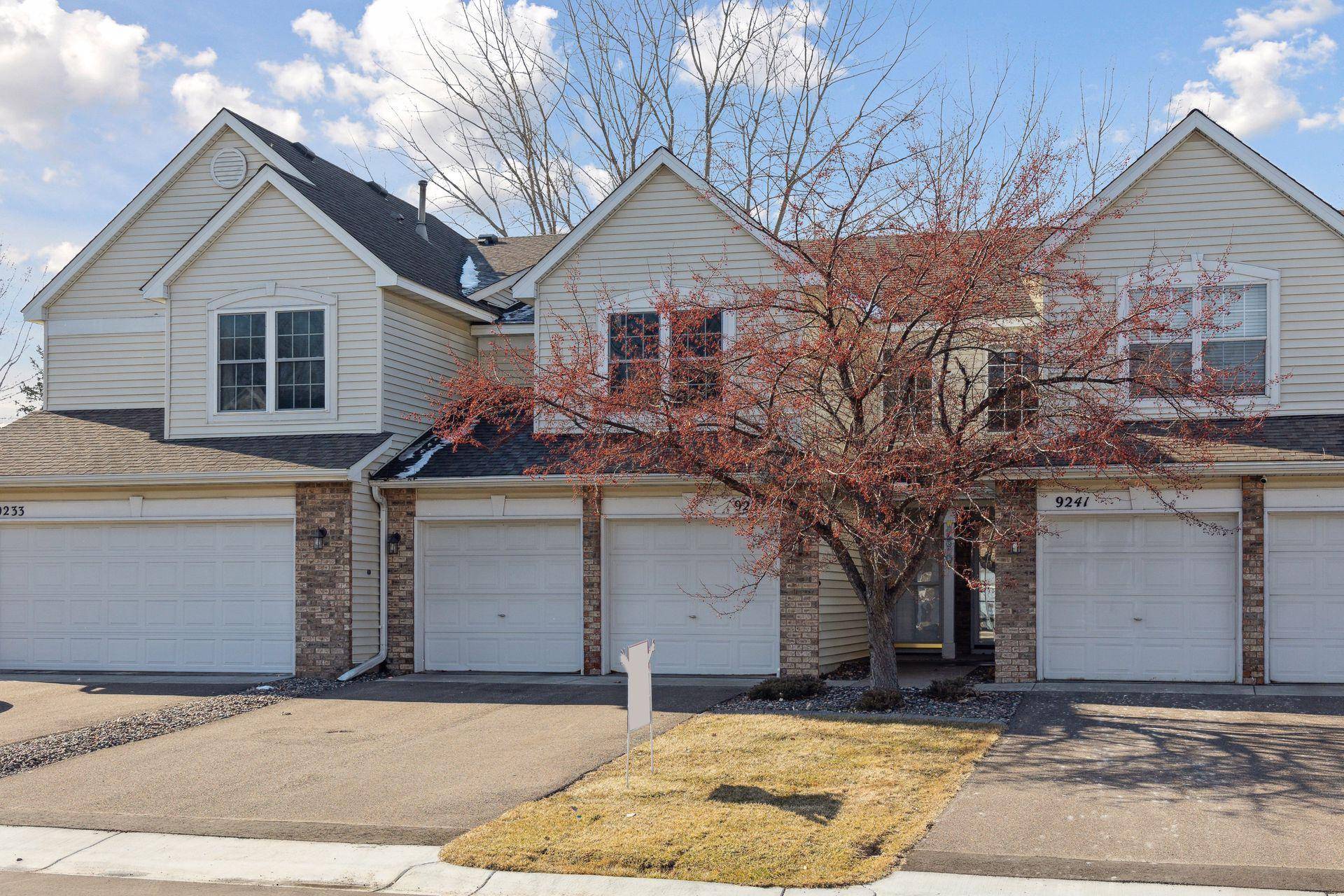 Maple Grove, MN 55311,9237 Merrimac LN N