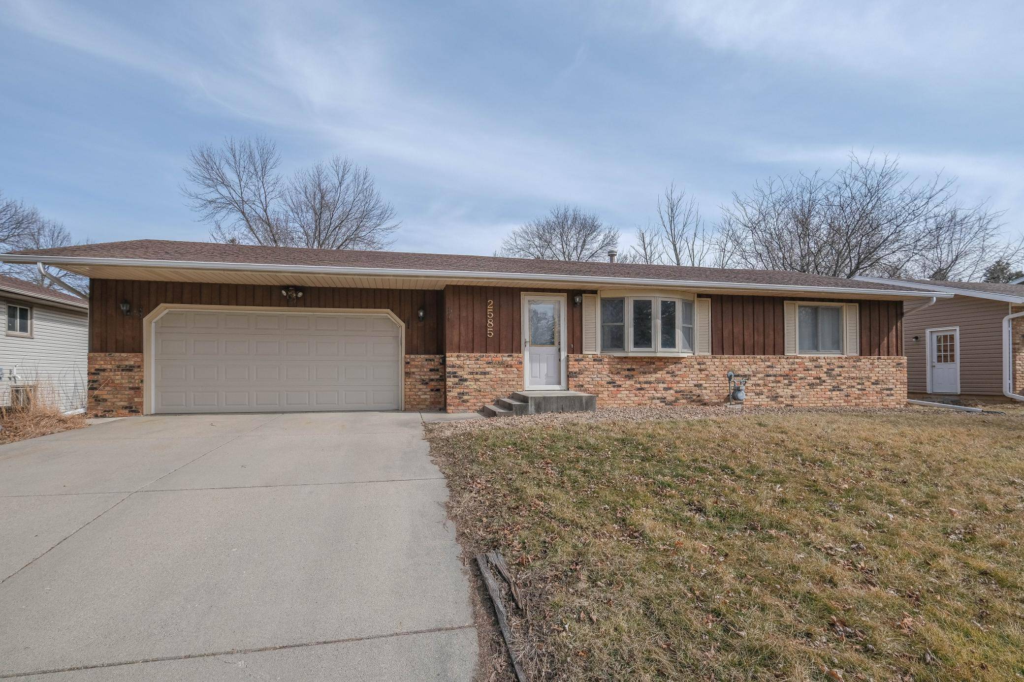 Owatonna, MN 55060,2585 Lamada PL