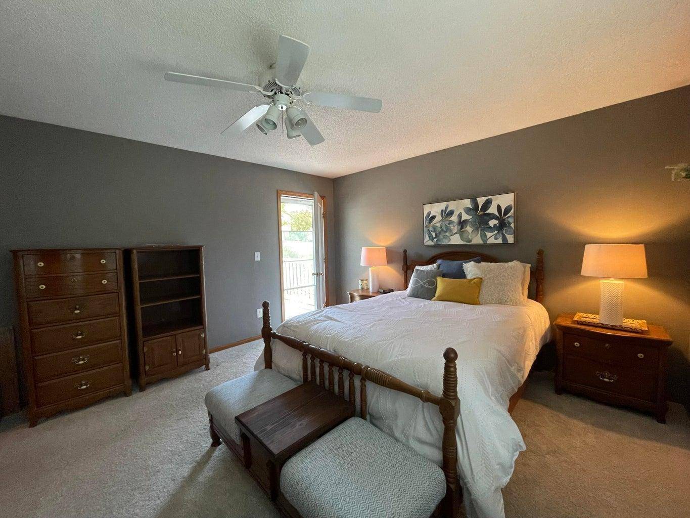 La Crescent, MN 55947,204 Eagles Bluff RD