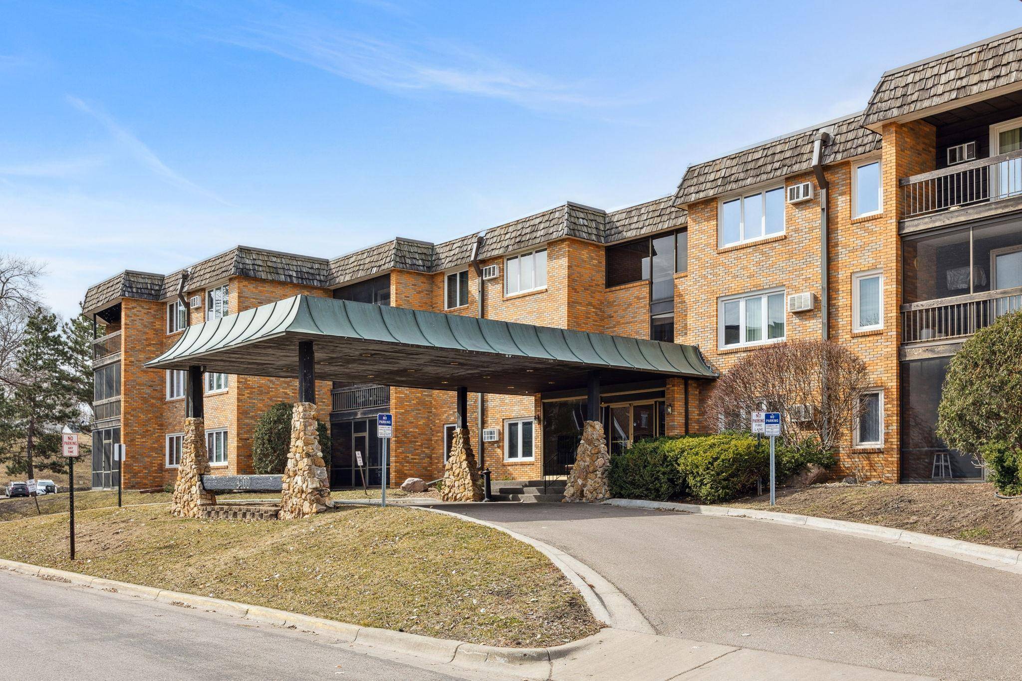 Saint Louis Park, MN 55426,3200 Virginia AVE S #102