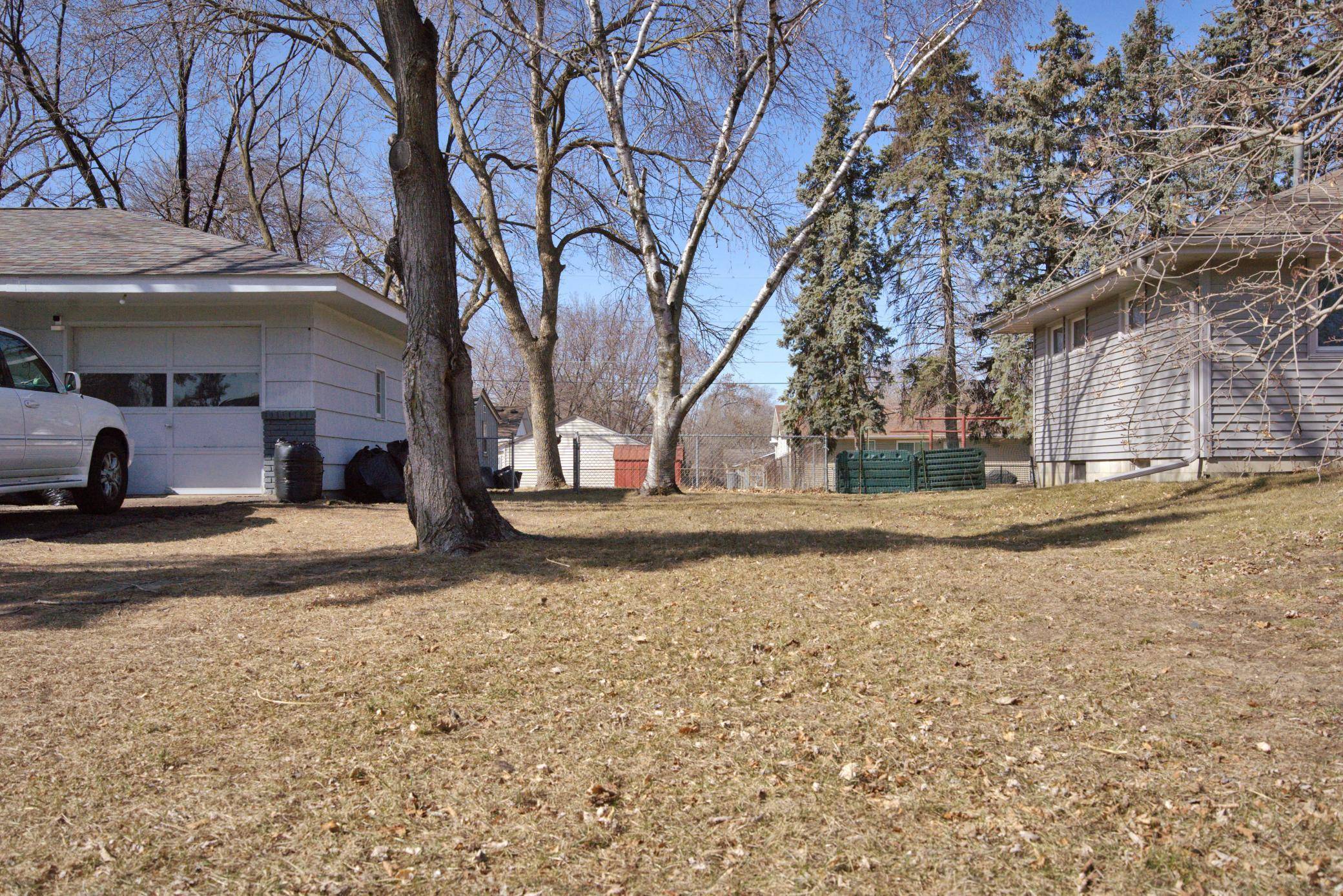 Coon Rapids, MN 55448,10132 Butternut ST NW