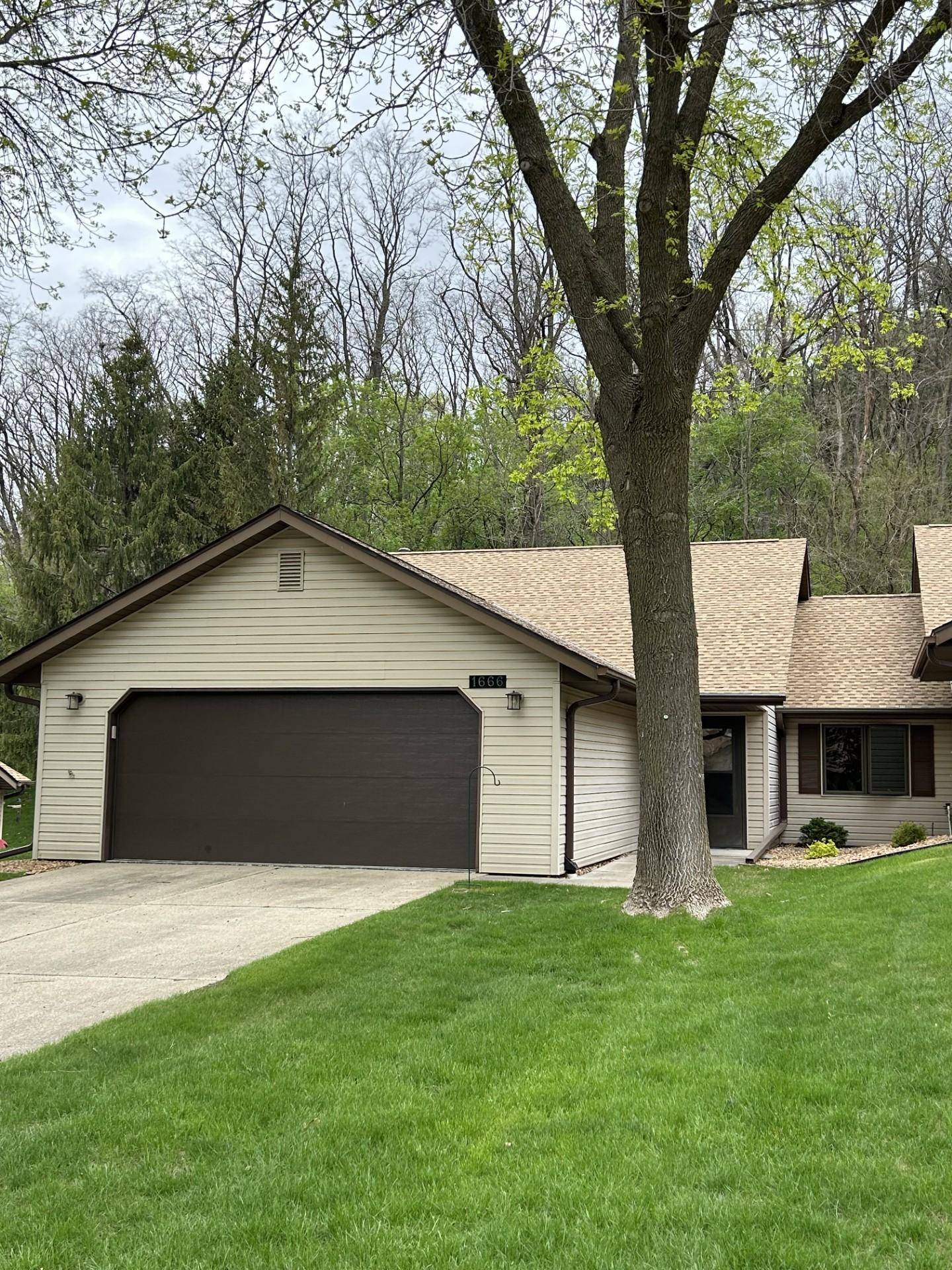 Red Wing, MN 55066,1666 Cobblestone CT