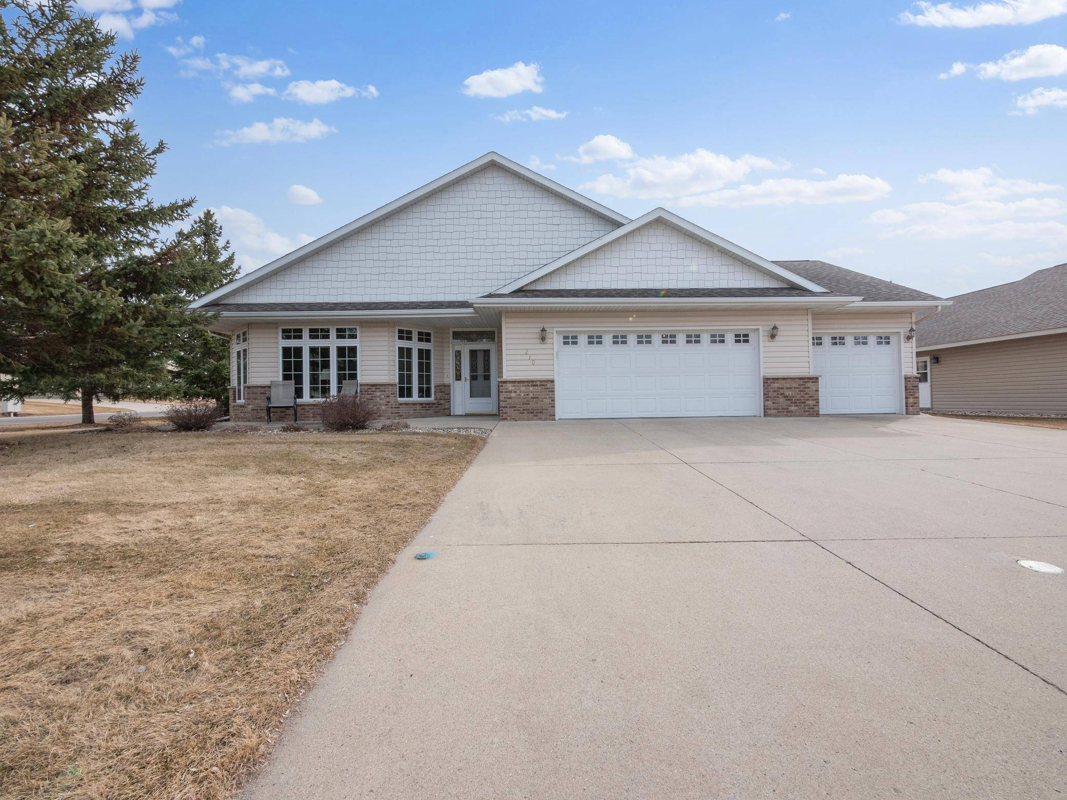 Alexandria, MN 56308,210 Ashley LN