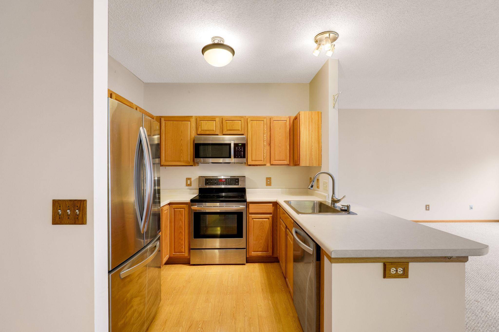 Maple Grove, MN 55311,9134 Comstock LN N