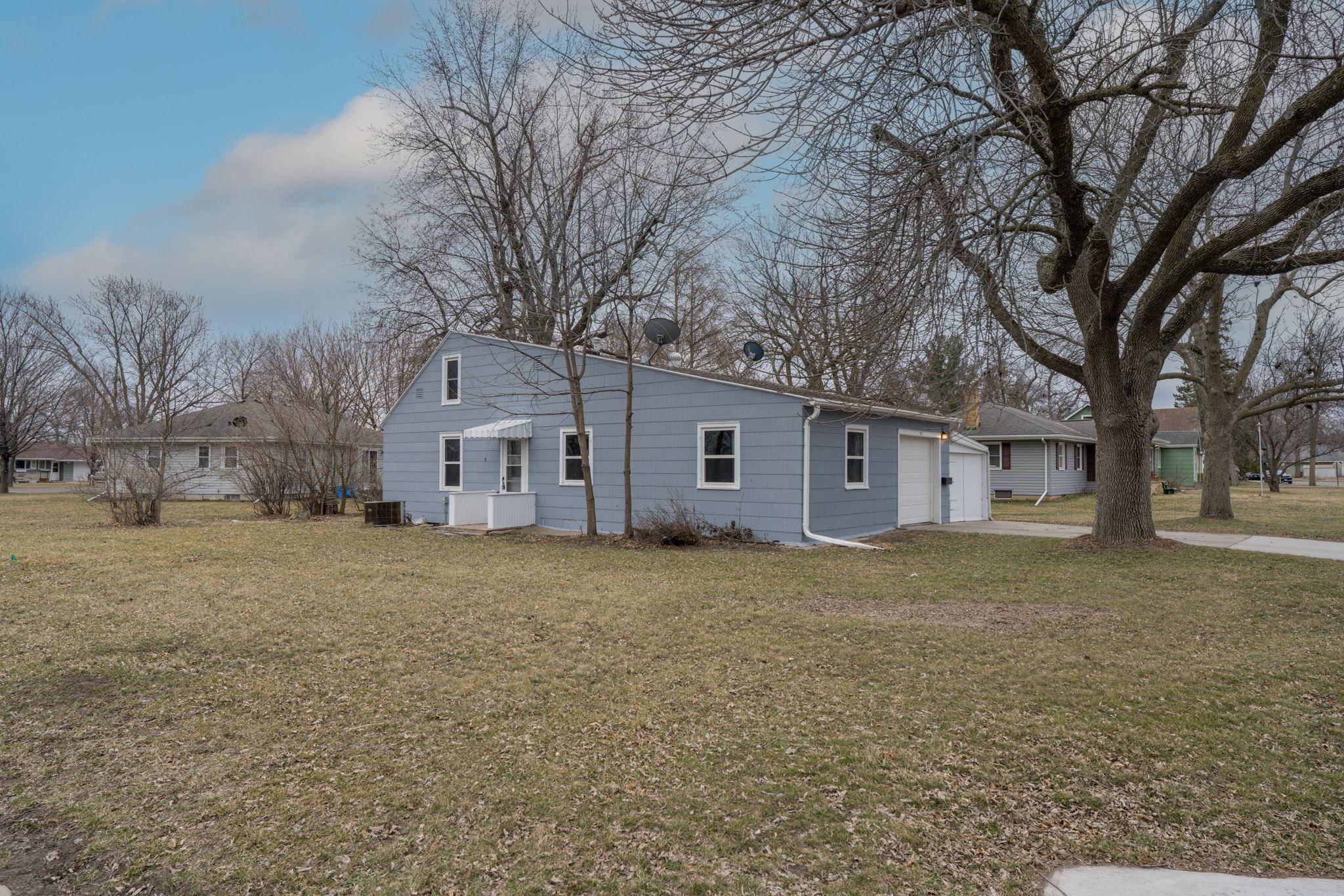 Le Sueur, MN 56058,345 N 4th ST