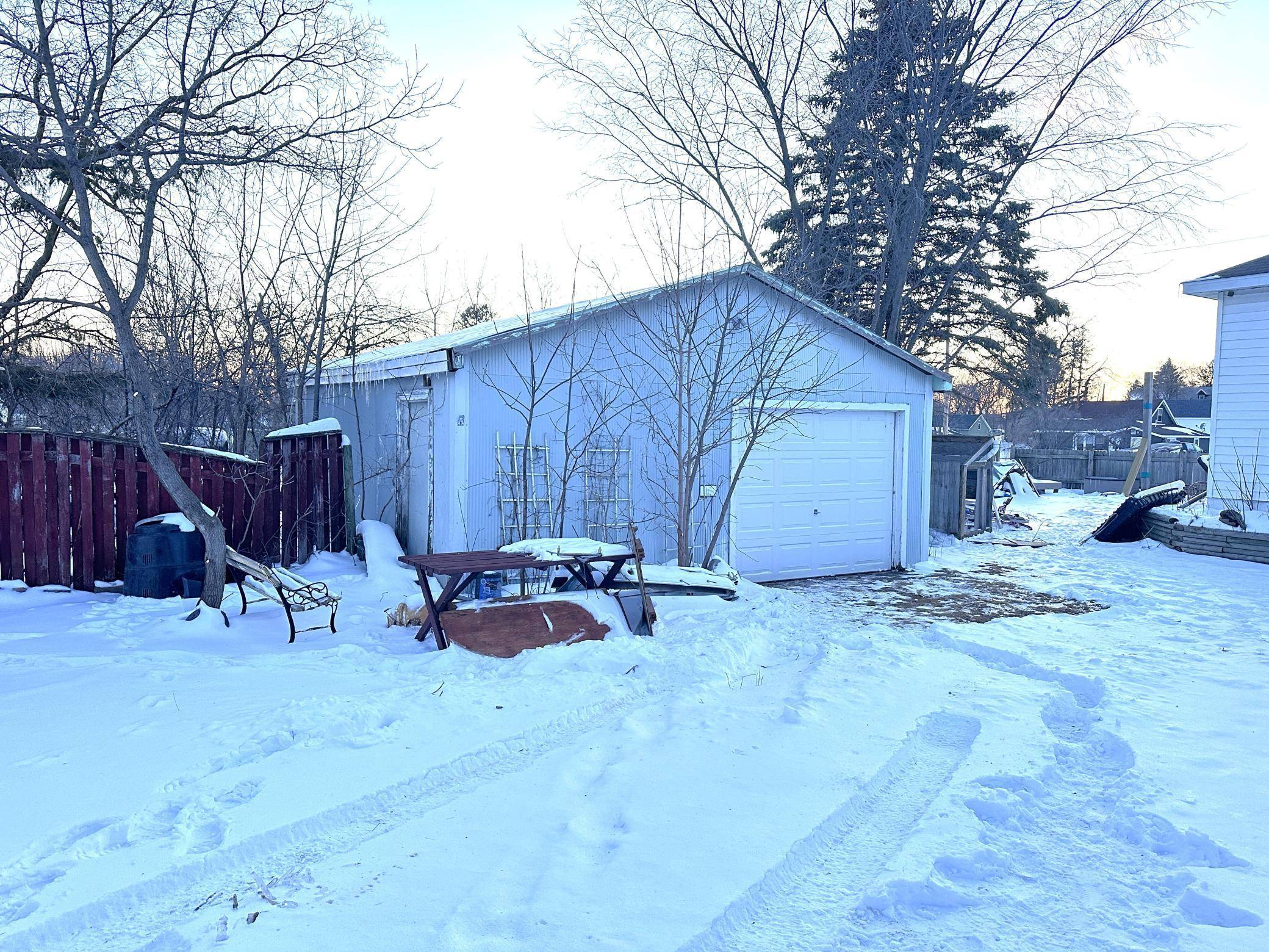 Frazee, MN 56544,204 E Maple AVE