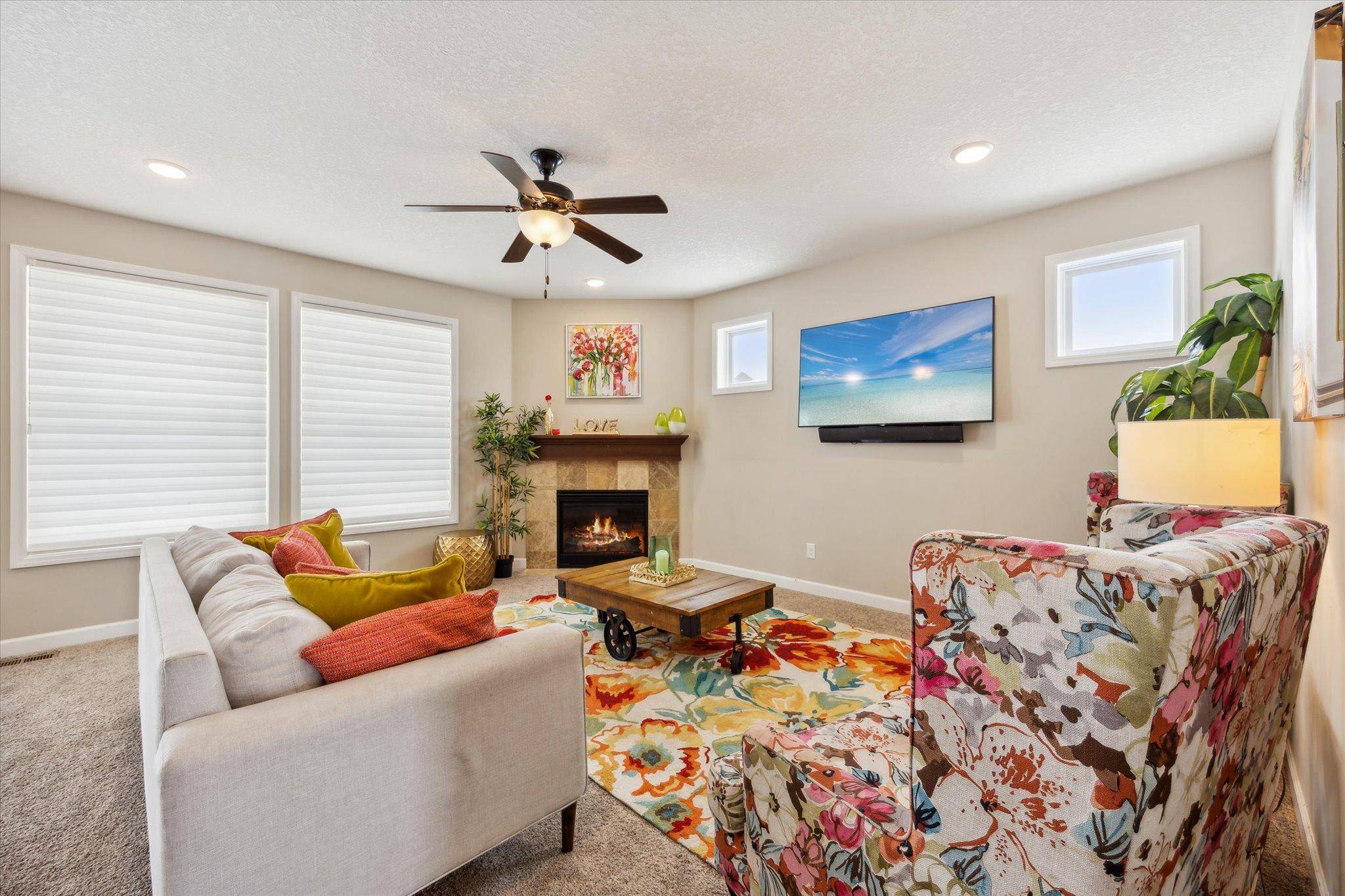 Apple Valley, MN 55124,15727 Everglade AVE