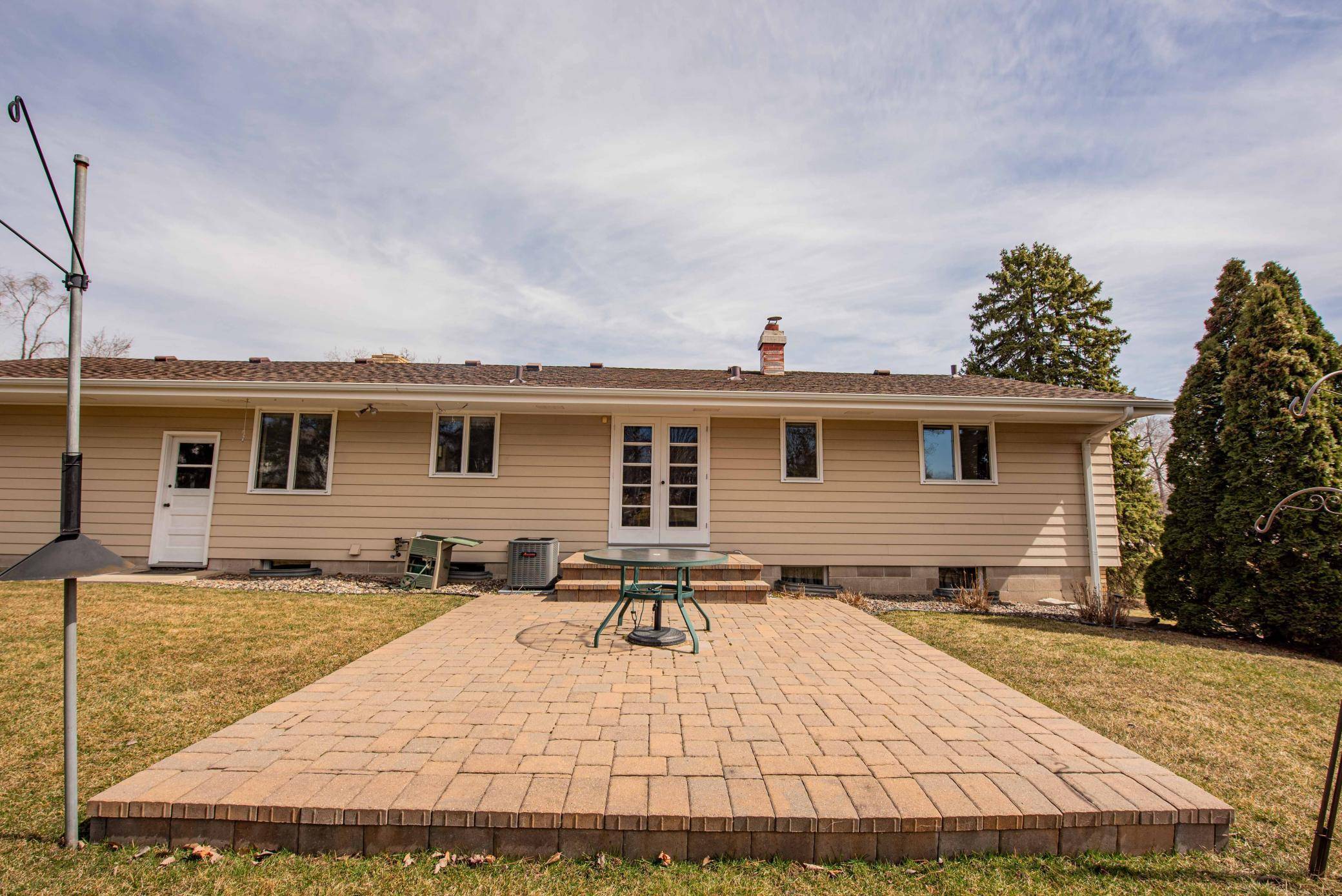 Eden Prairie, MN 55346,7102 Baker RD