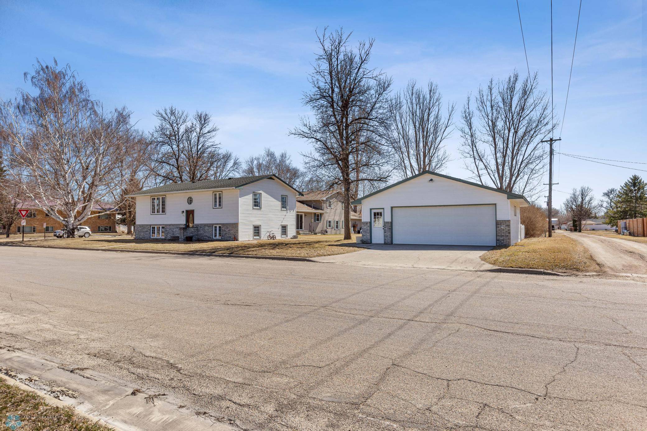 Barnesville, MN 56514,701 5th ST SE