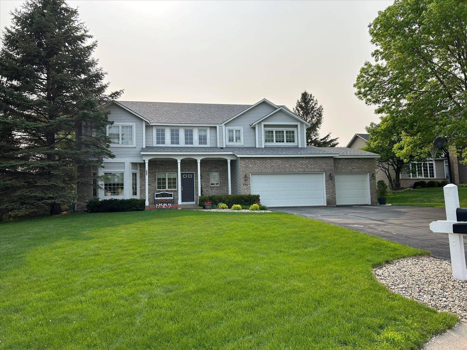 Eden Prairie, MN 55347,8032 Lismore CIR