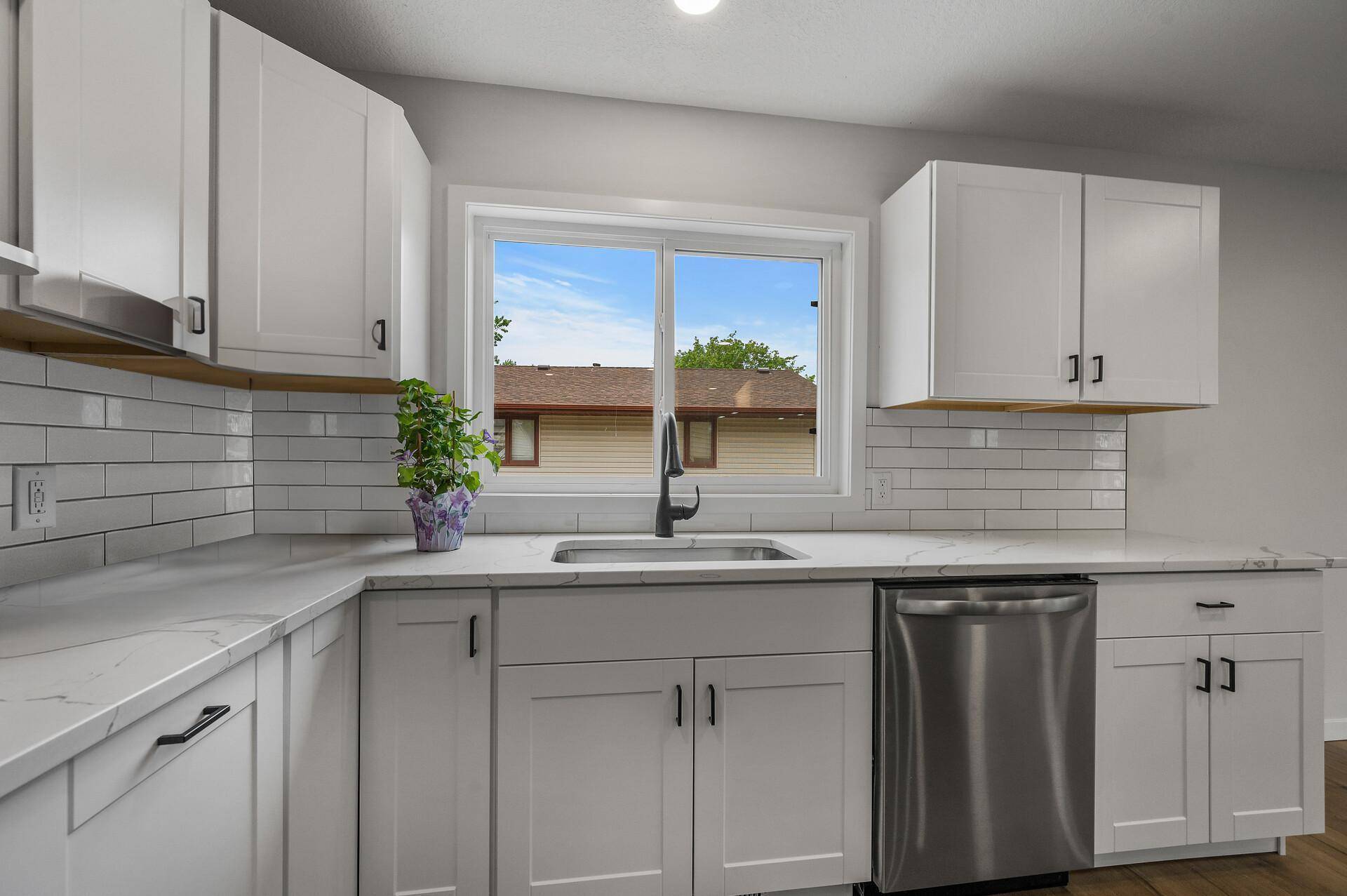 Brooklyn Center, MN 55430,6806 Emerson AVE N