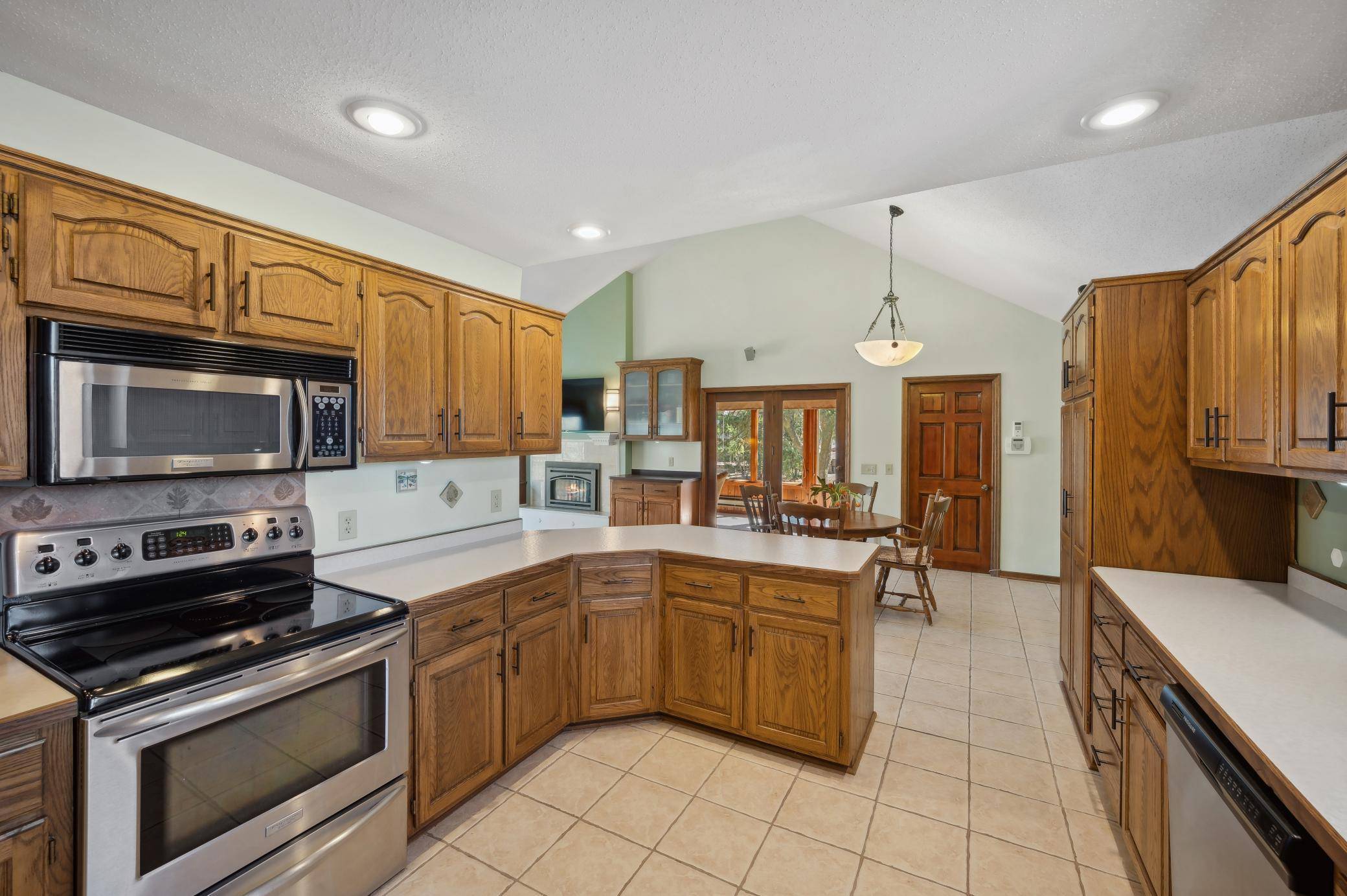 Arden Hills, MN 55112,1519 McClung DR