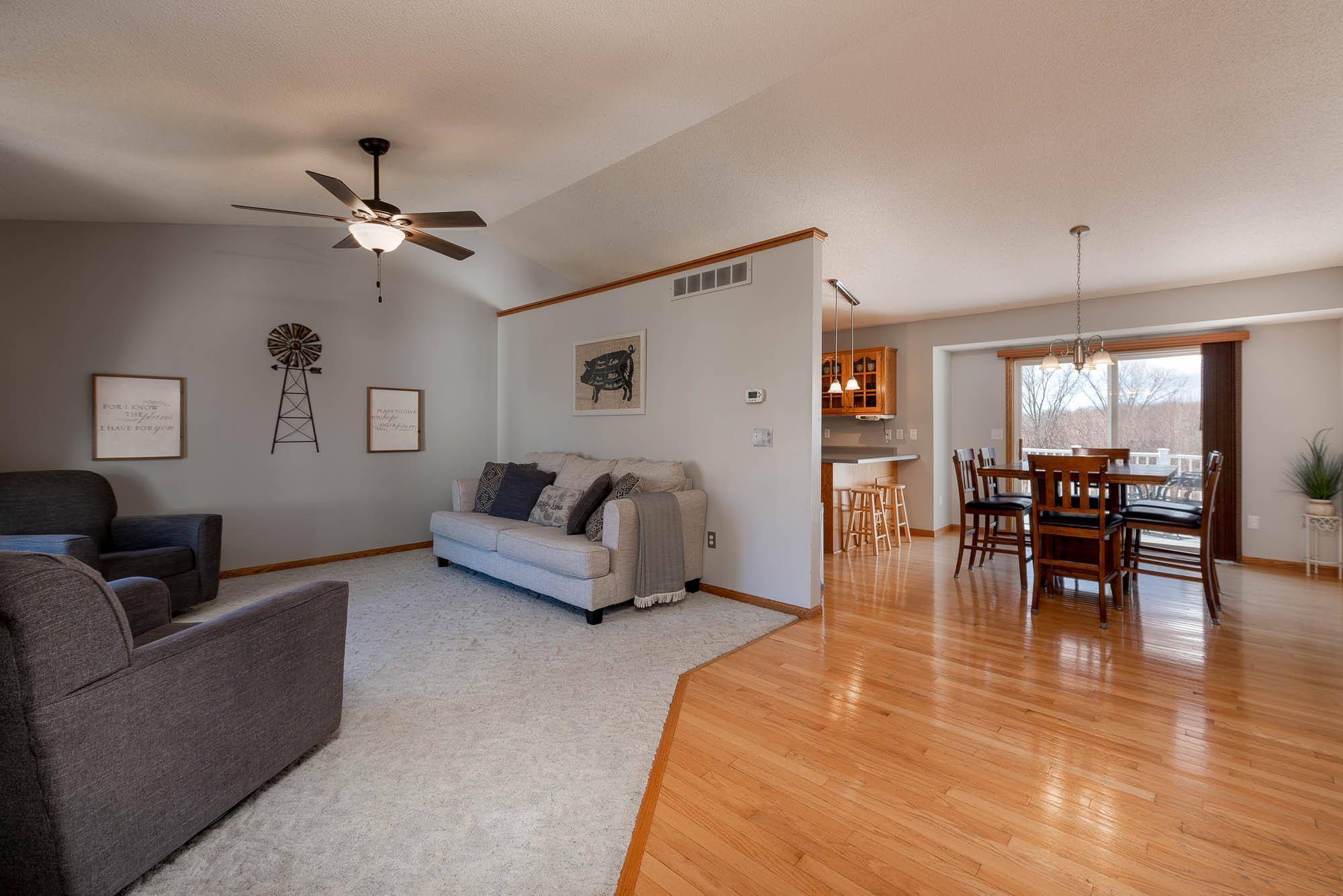 Eagle Lake, MN 56024,412 Thomas DR