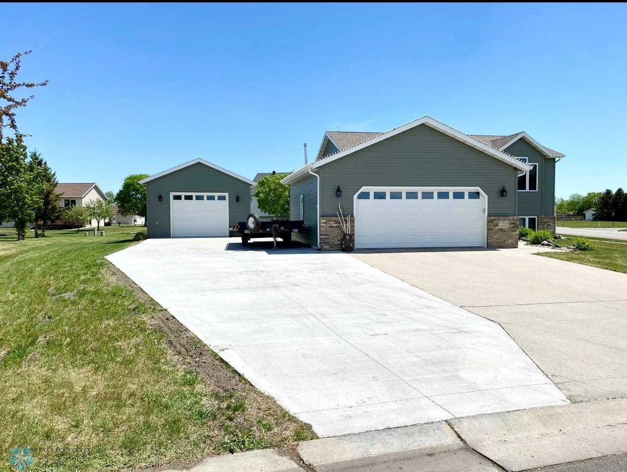 Dilworth, MN 56529,403 Kroshus DR