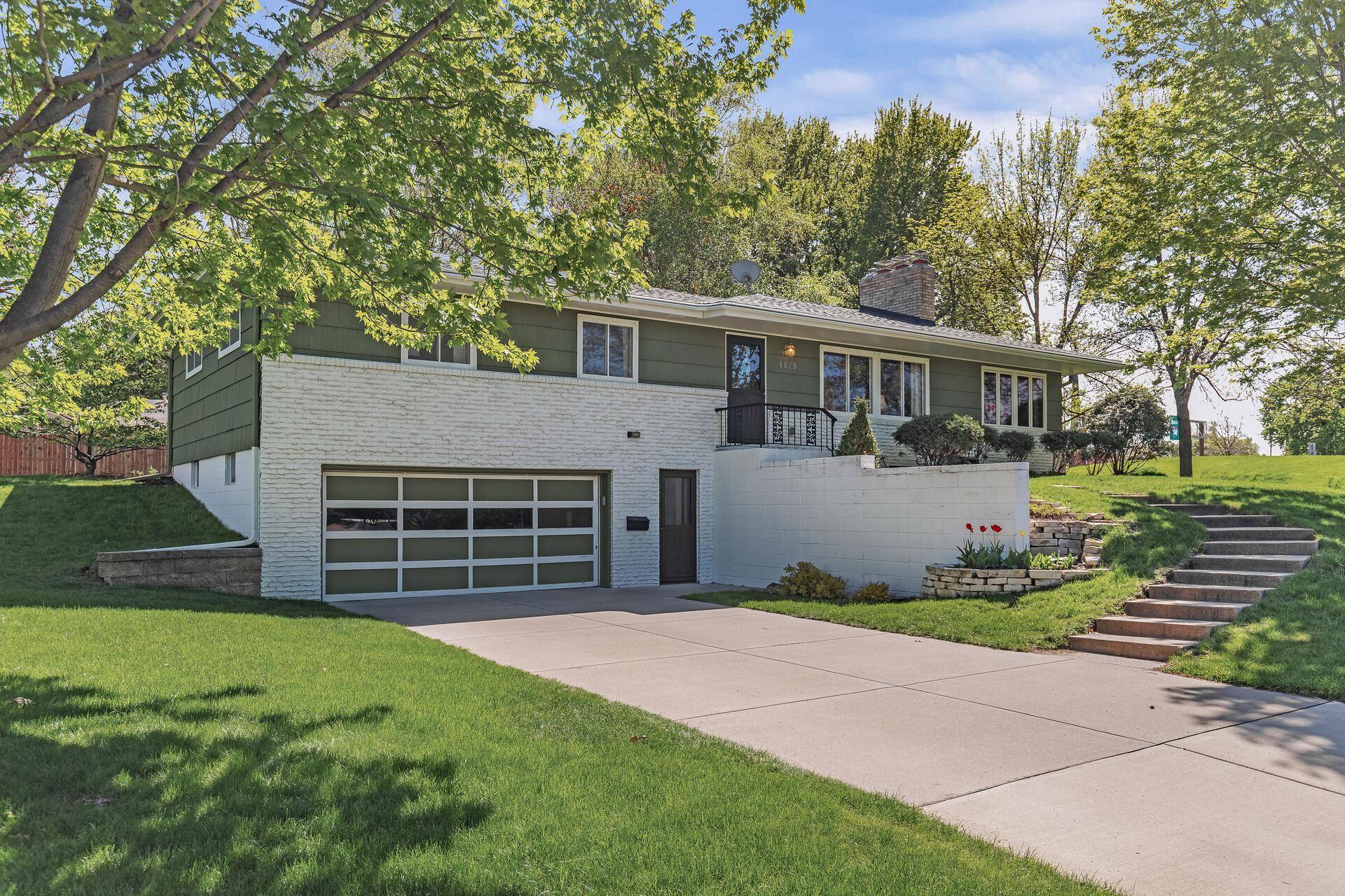 Edina, MN 55424,4829 W 60th ST