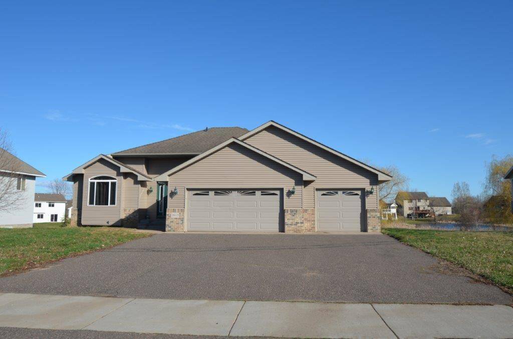 Lindstrom, MN 55045,28615 Lakeside TRL