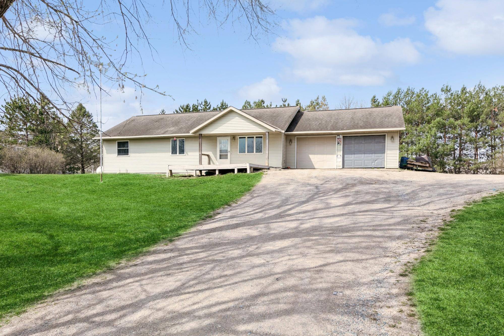 Milaca, MN 56353,15865 Rivers Edge DR