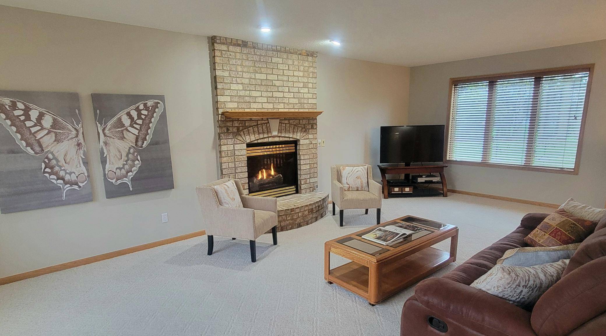 Chanhassen, MN 55331,4028 Hallgren CT