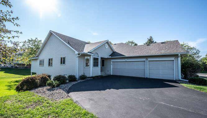 Burnsville, MN 55337,2704 Boulder DR