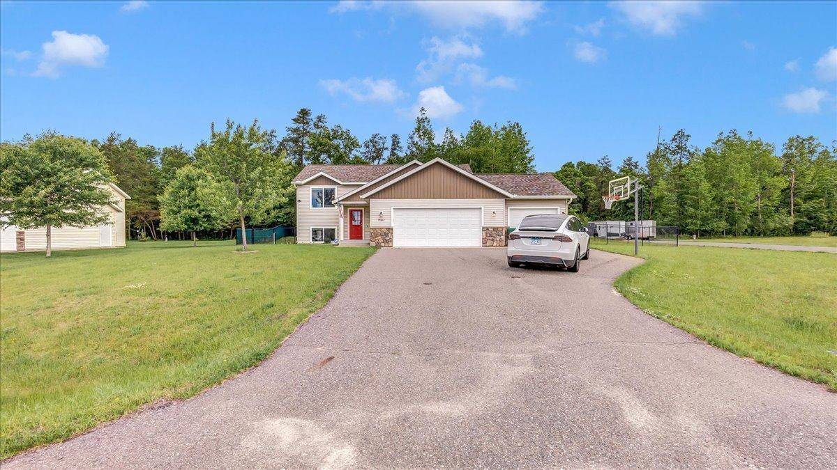 Baxter, MN 56425,14603 Grand Oaks DR
