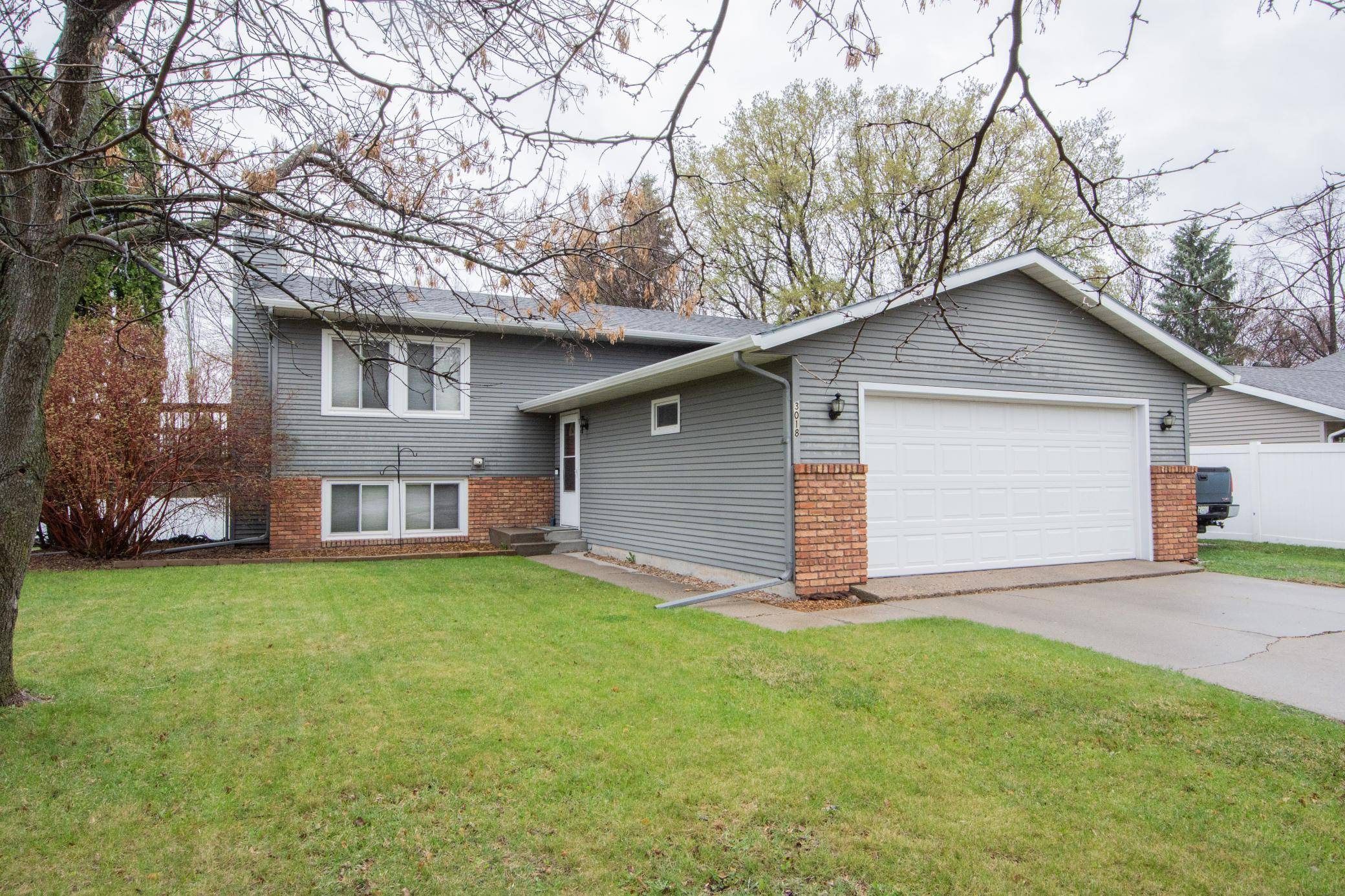 Moorhead, MN 56560,3018 14th AVE S