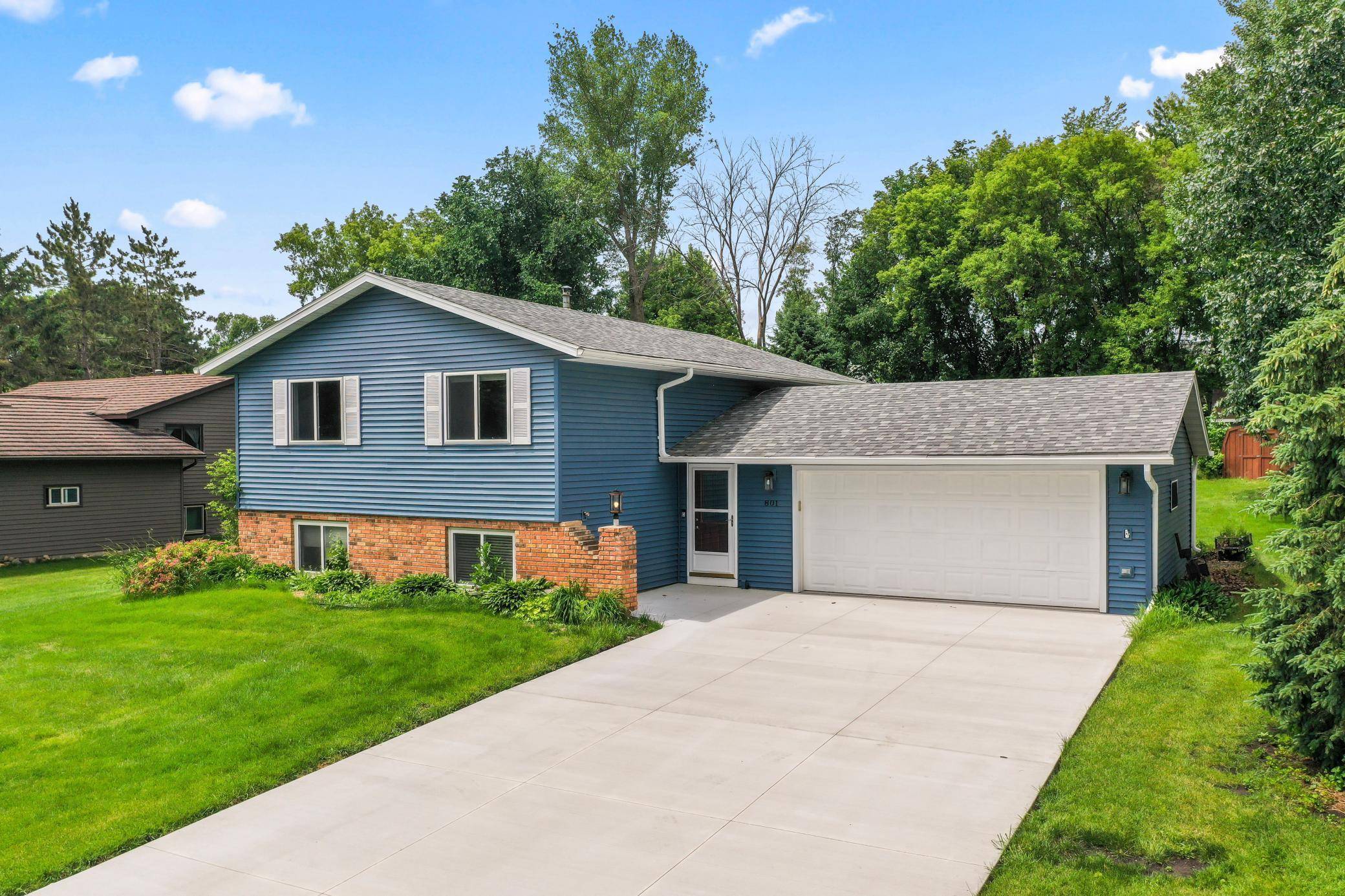 Mantorville, MN 55955,801 Walnut ST