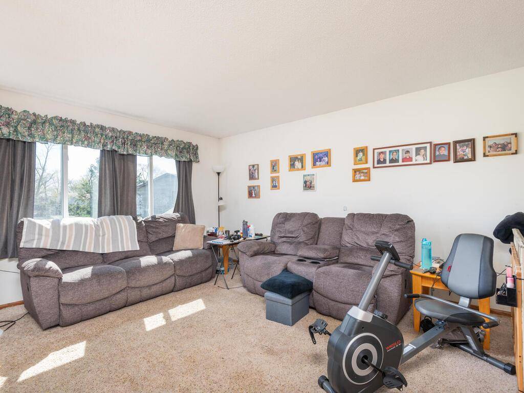 Eagan, MN 55123,4588 Horizon CIR