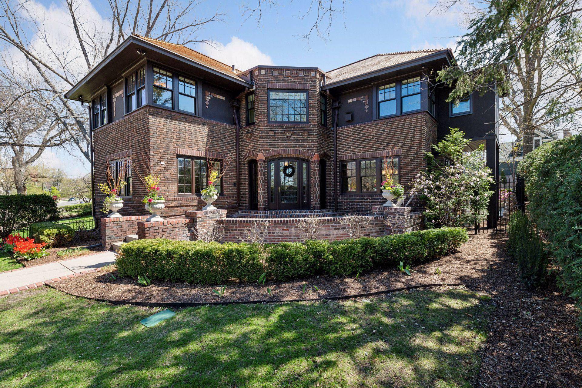 Minneapolis, MN 55408,2617 Euclid PL