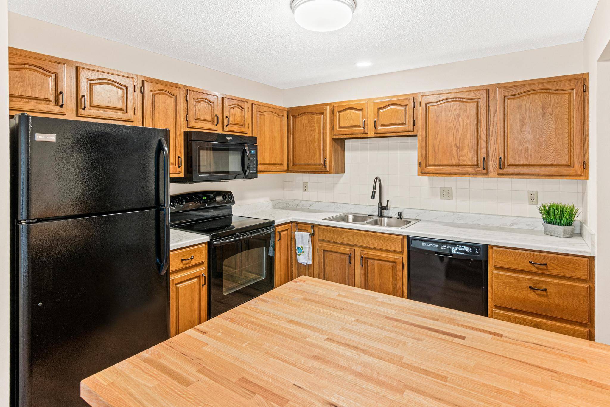 Inver Grove Heights, MN 55076,2525 76th ST E #205