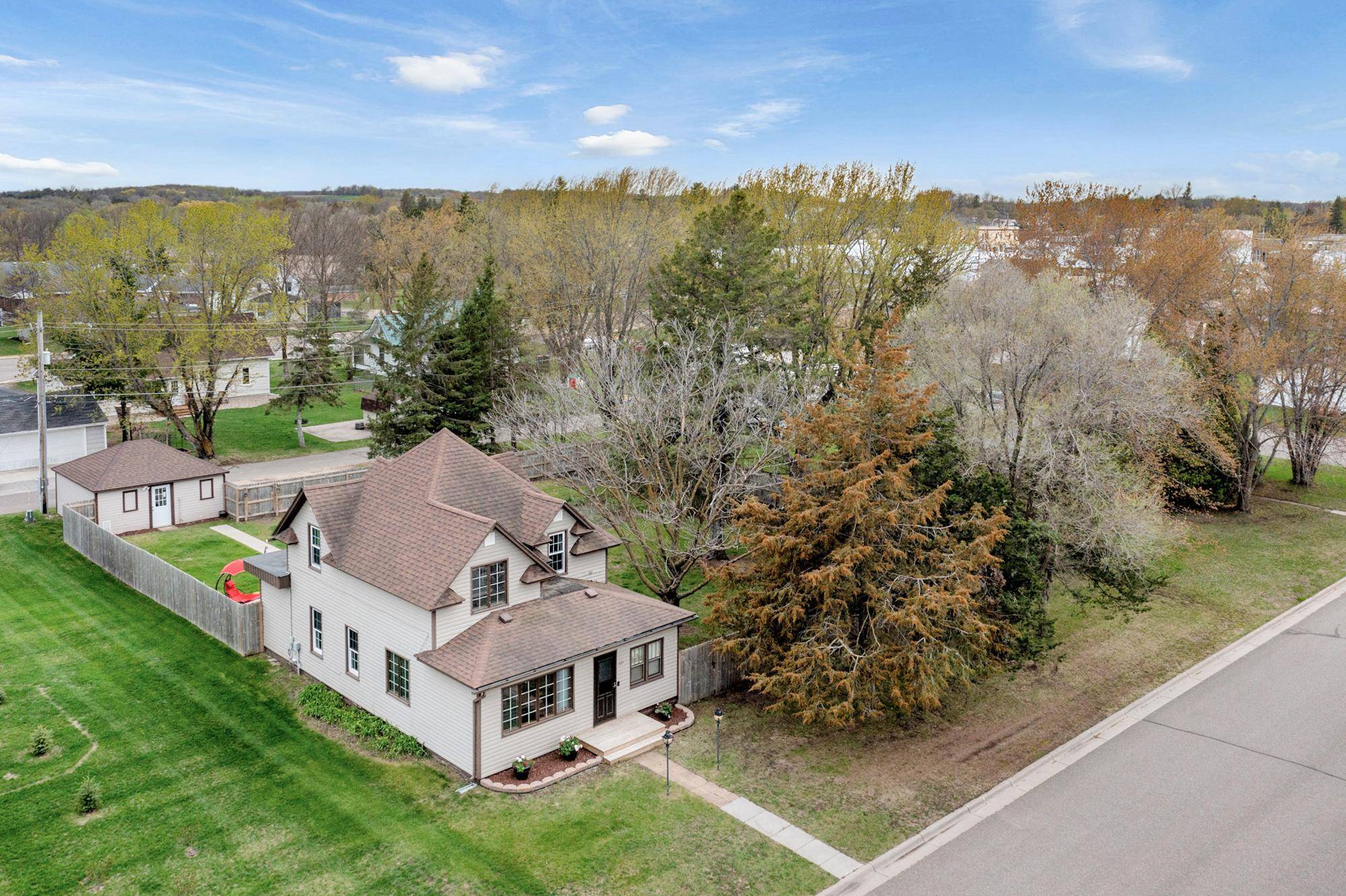 Browerville, MN 56438,321 E 7th ST